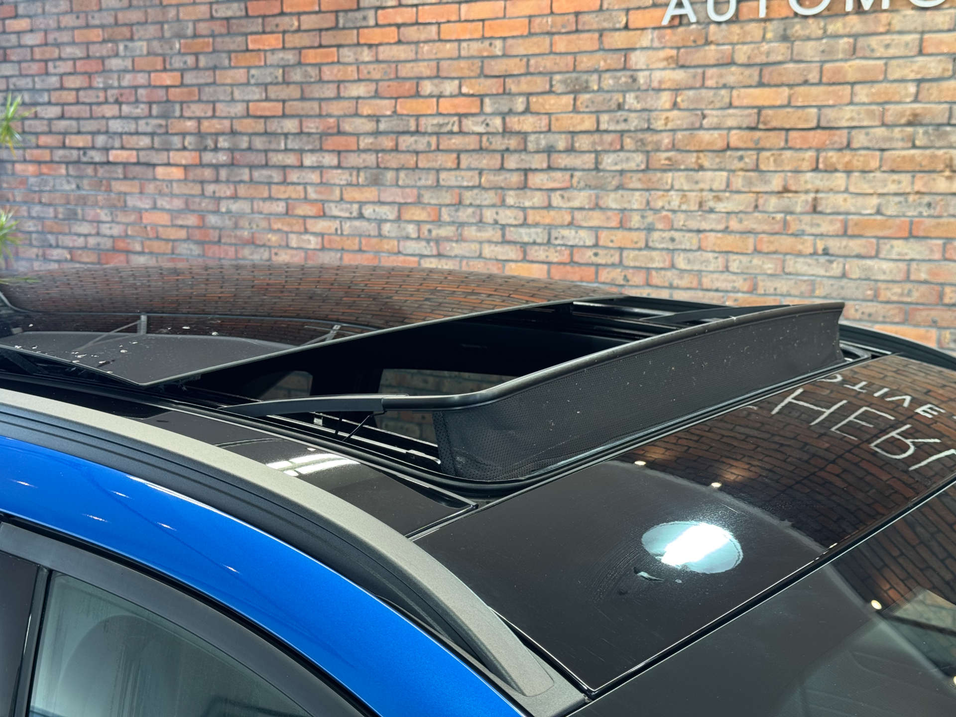 FORD KUGA 2.5 Kuga Active HEV CVT 5dr #58