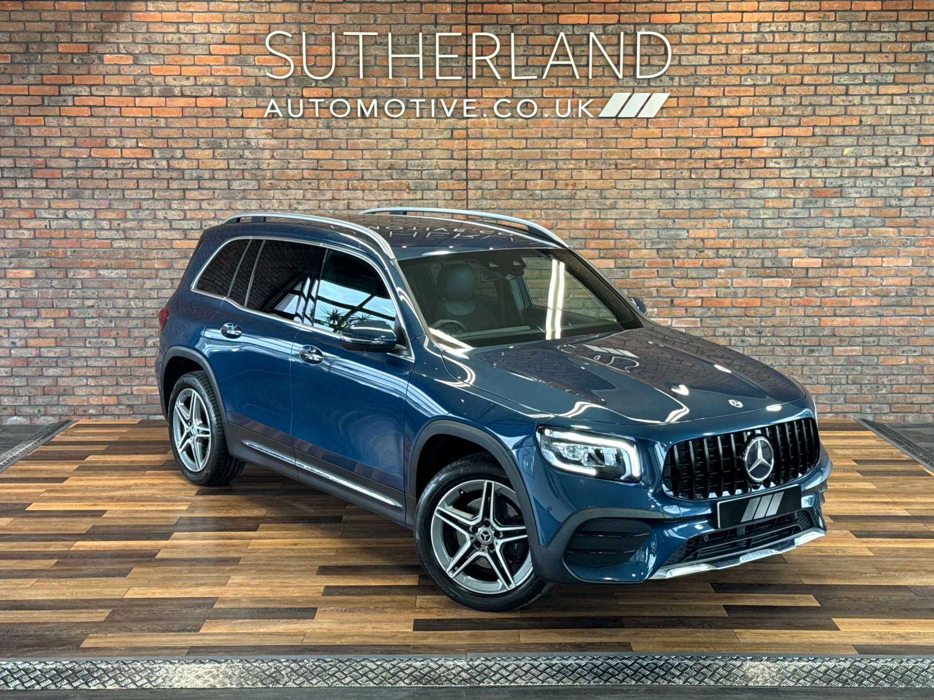 MERCEDES-BENZ GLB 1.3 GLB 200 AMG Line Premium Auto 5dr #1