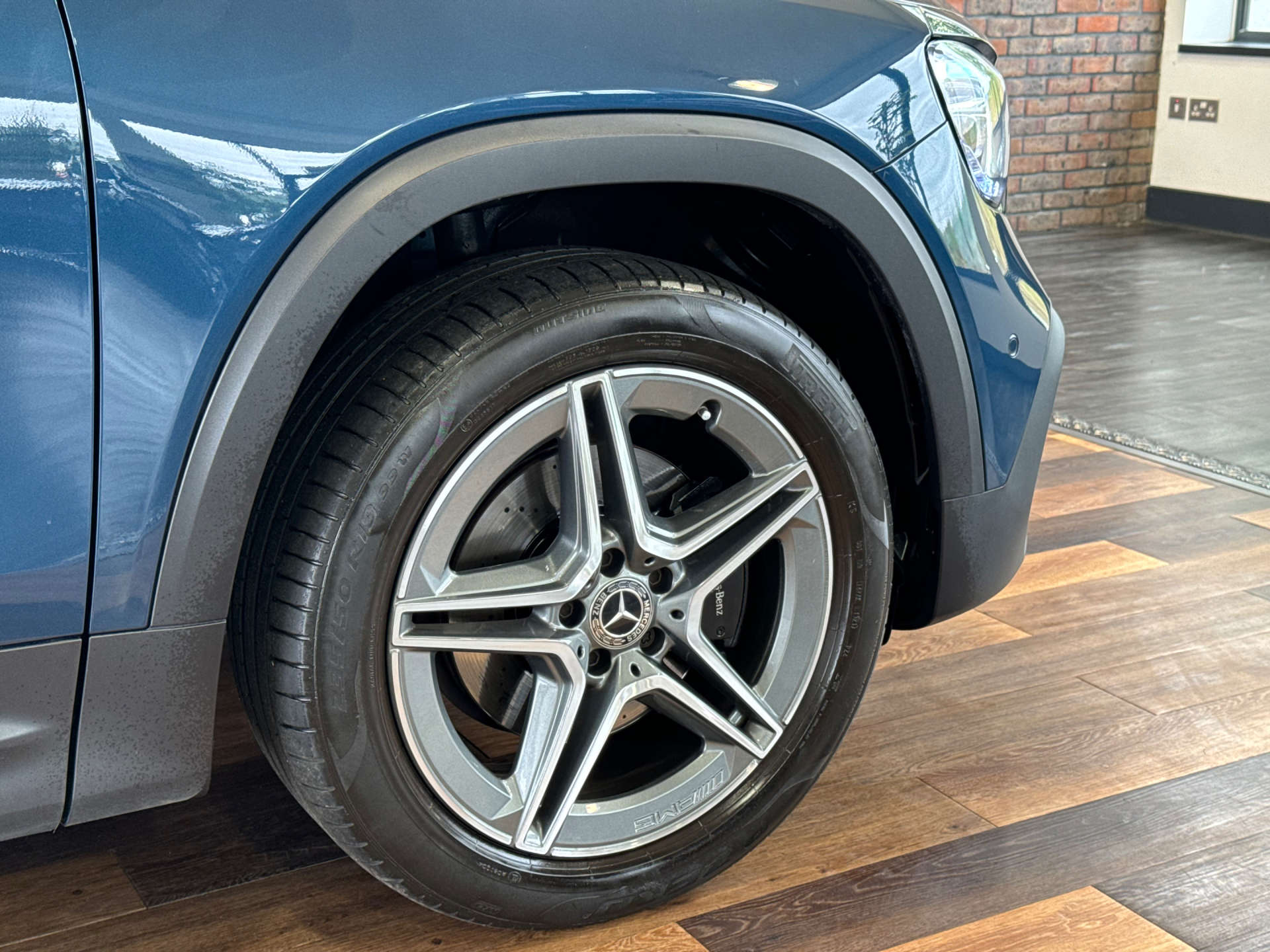 MERCEDES-BENZ GLB 1.3 GLB 200 AMG Line Premium Auto 5dr #13