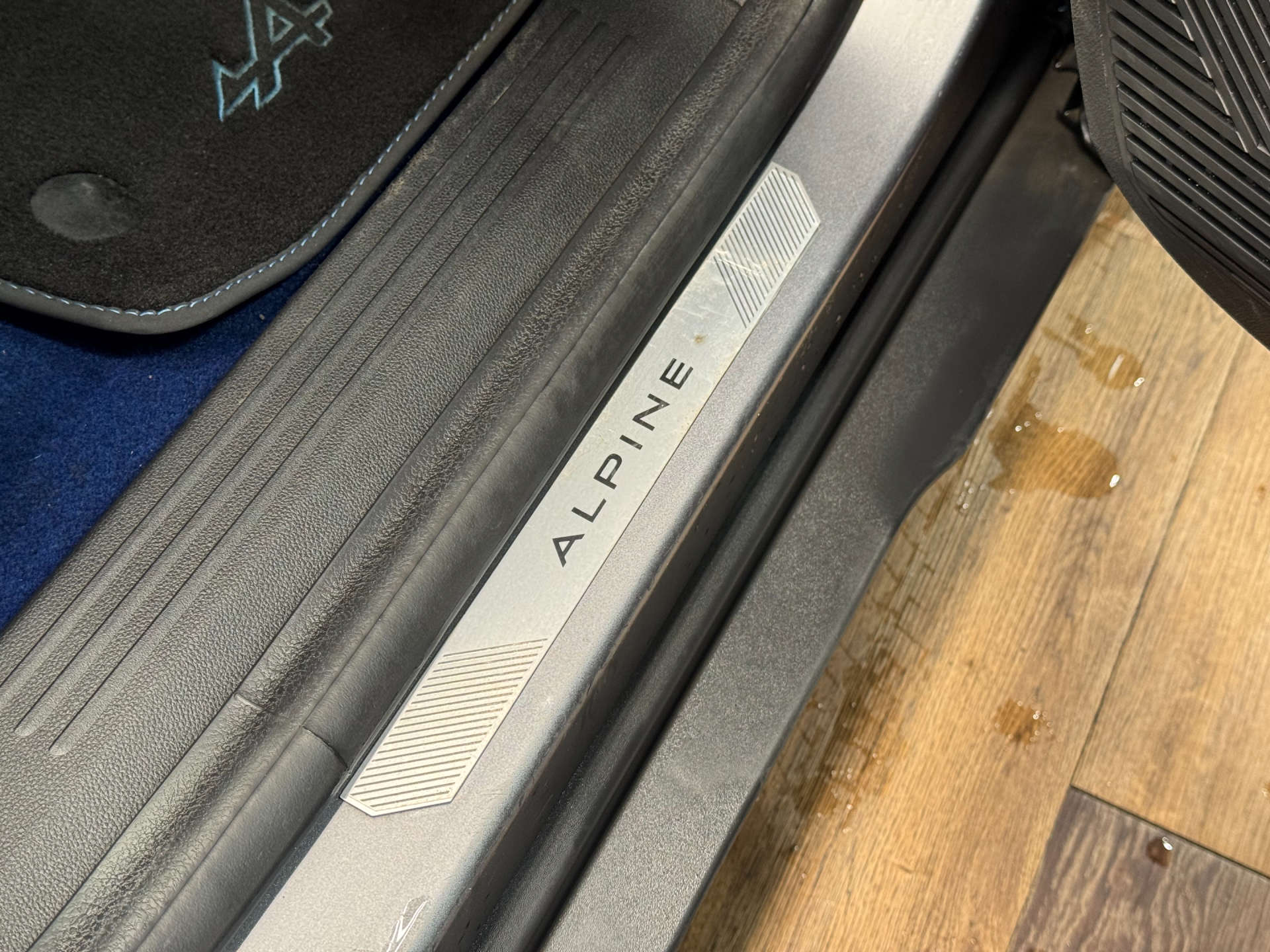 RENAULT SCENIC Scenic Espirit Alpine E-Tech EV 5dr #33