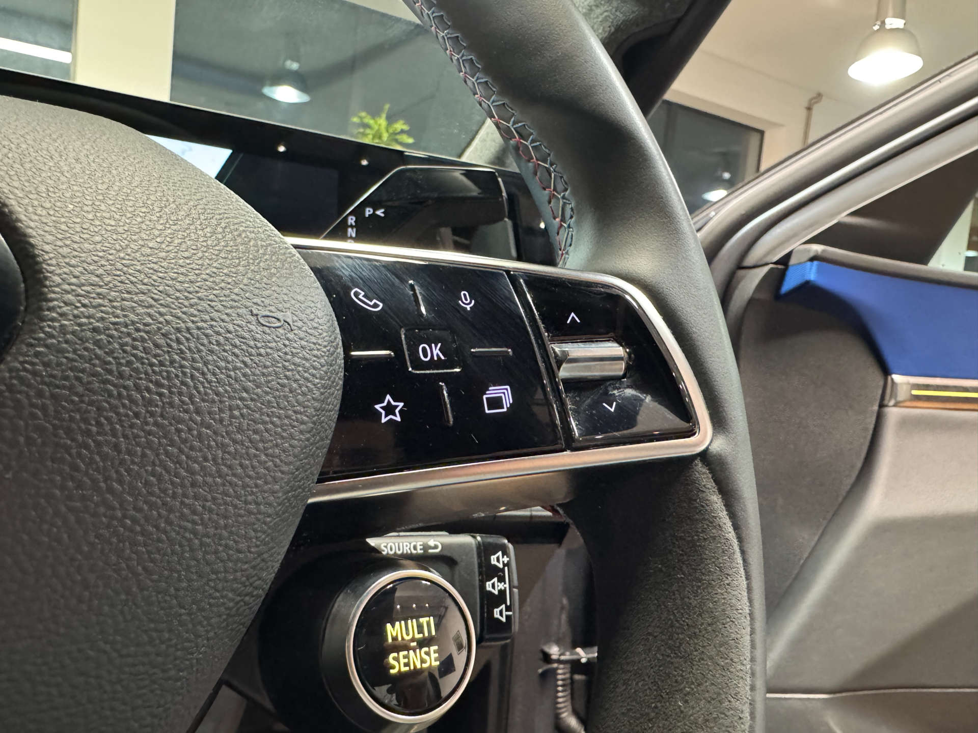 RENAULT SCENIC Scenic Espirit Alpine E-Tech EV 5dr #50