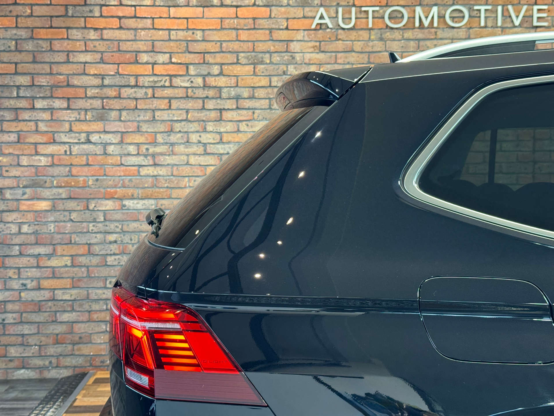 VOLKSWAGEN TIGUAN 2.0 Tiguan Allspace Elegance TDI Semi-Auto 5dr #13