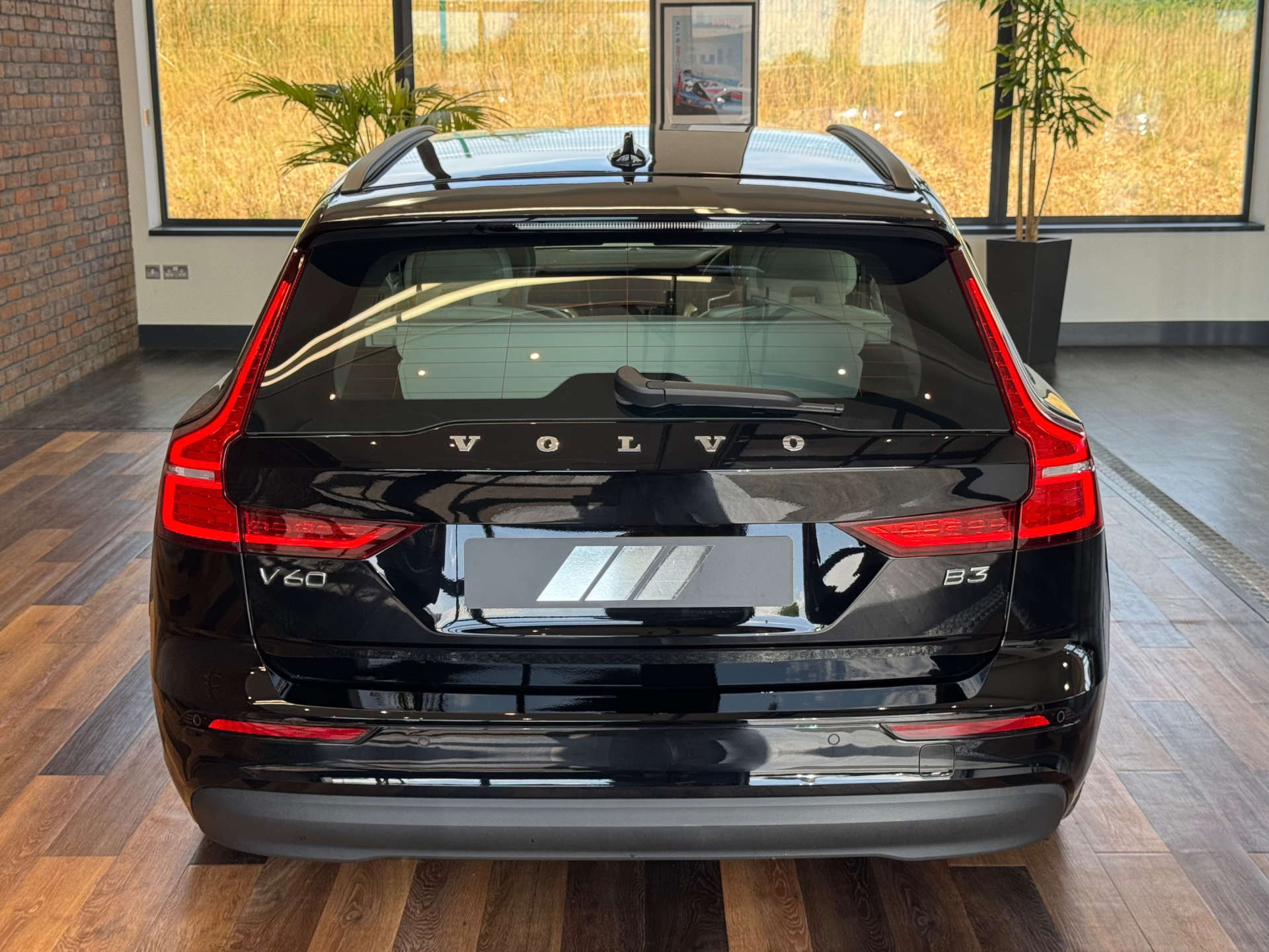 VOLVO V60 2.0 V60 Core B3 MHEV Auto 5dr #8