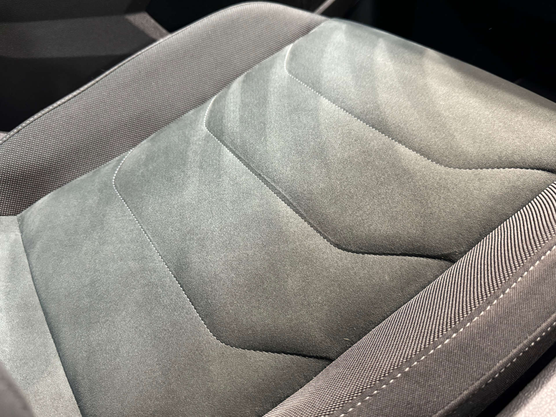 VOLKSWAGEN TIGUAN 2.0 Tiguan Allspace Elegance TDI Semi-Auto 5dr #44