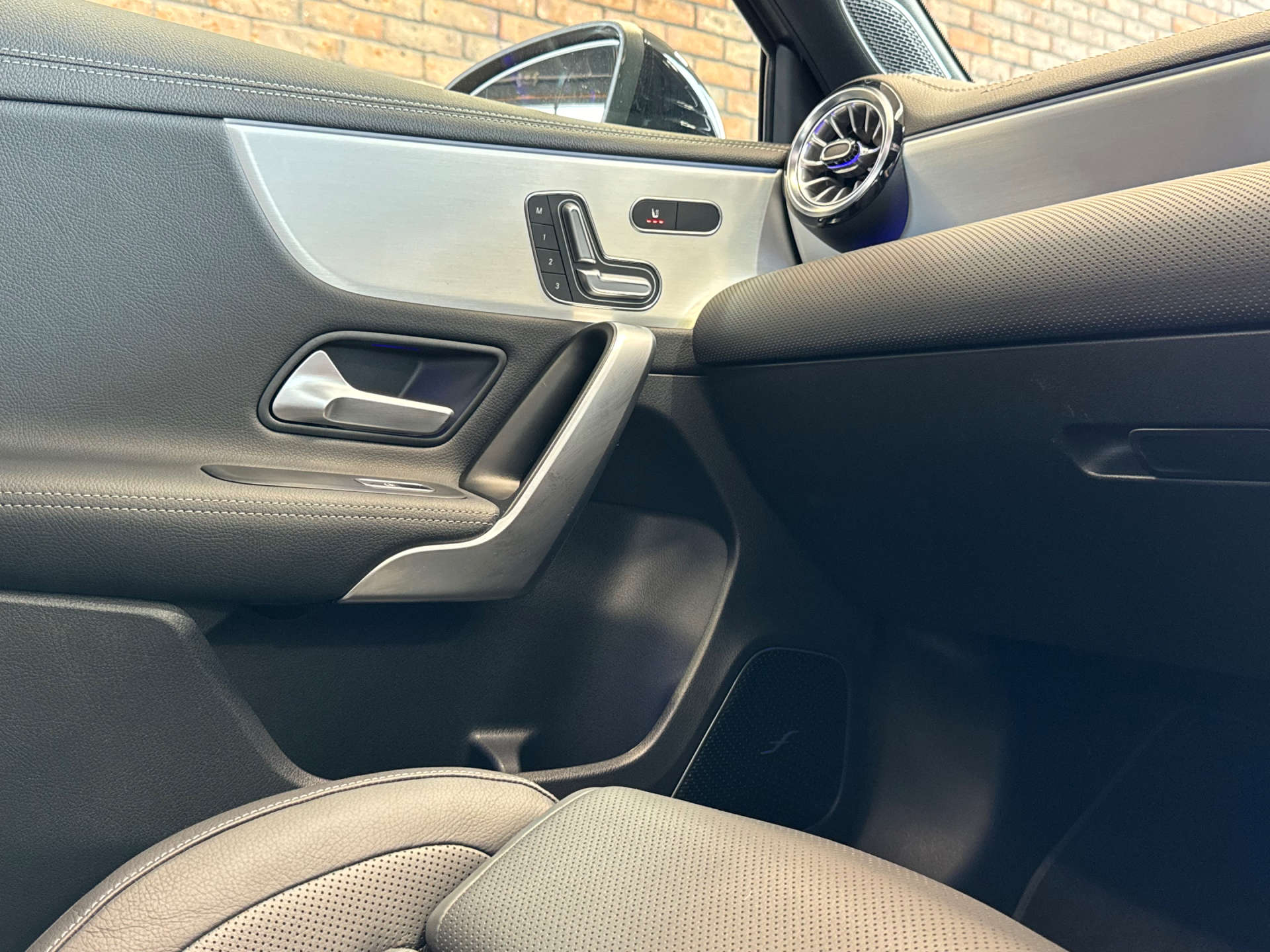MERCEDES-BENZ A-CLASS 2.0 AMG A 45 S 4Matic+ Plus Auto 4WD 5dr #59