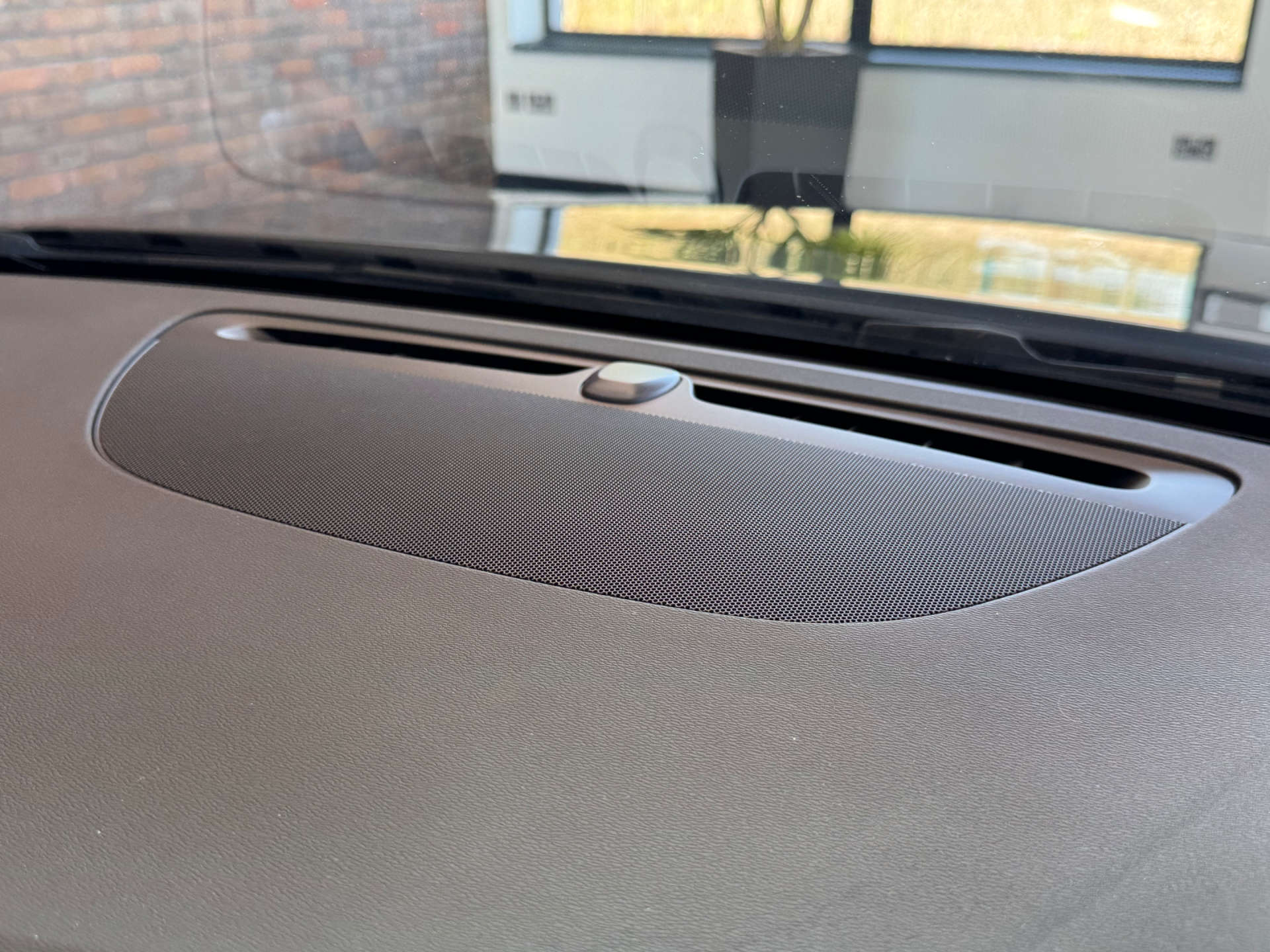 VOLVO V60 2.0 V60 Core B3 MHEV Auto 5dr #32