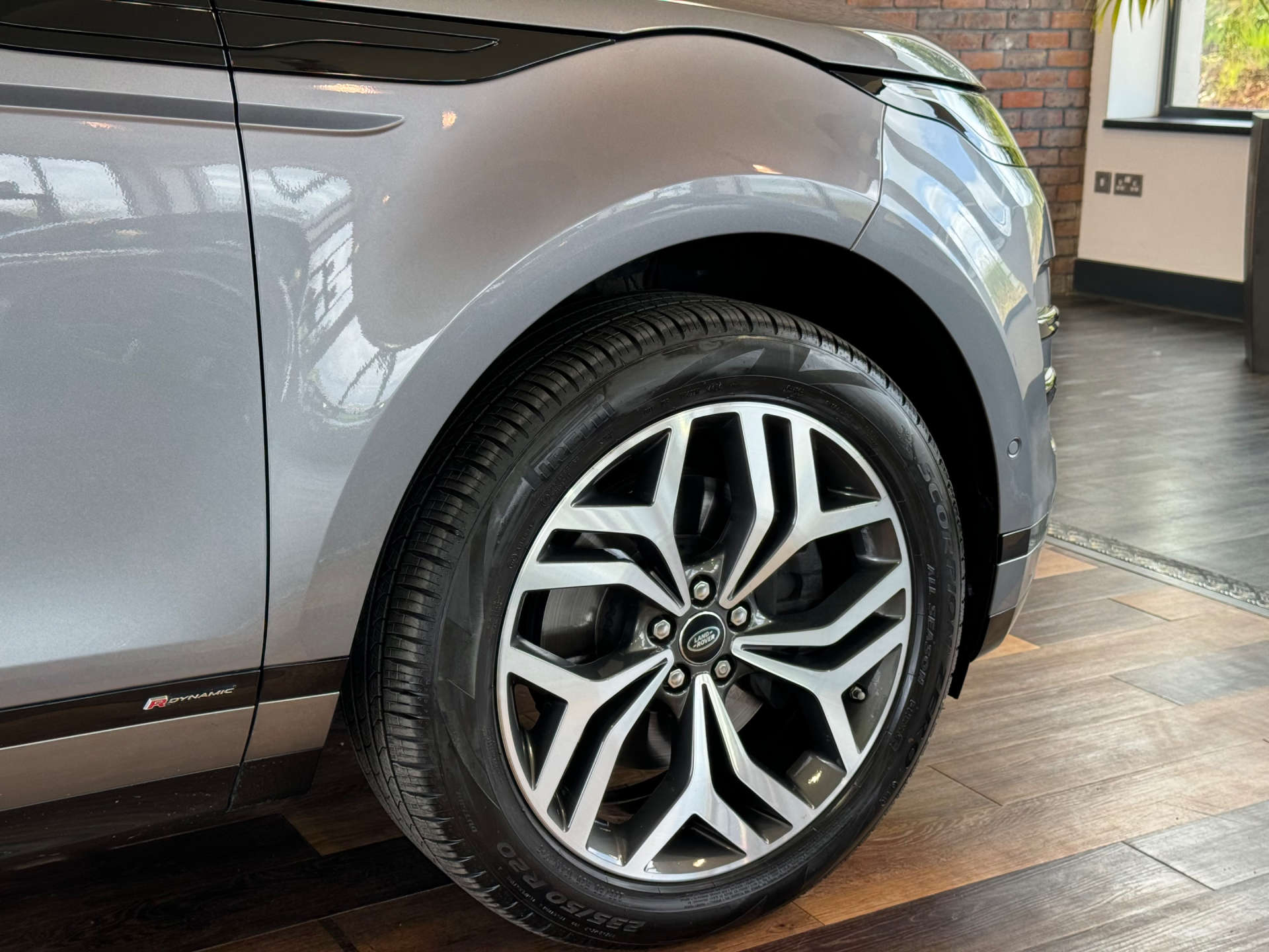LAND ROVER RANGE ROVER EVOQUE 2.0 Range Rover Evoque R-Dynamic HSE Auto 4WD 5dr #16
