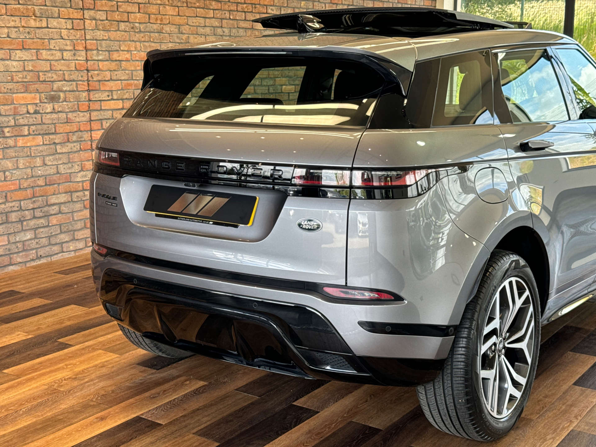 LAND ROVER RANGE ROVER EVOQUE 2.0 Range Rover Evoque R-Dynamic HSE Auto 4WD 5dr #25
