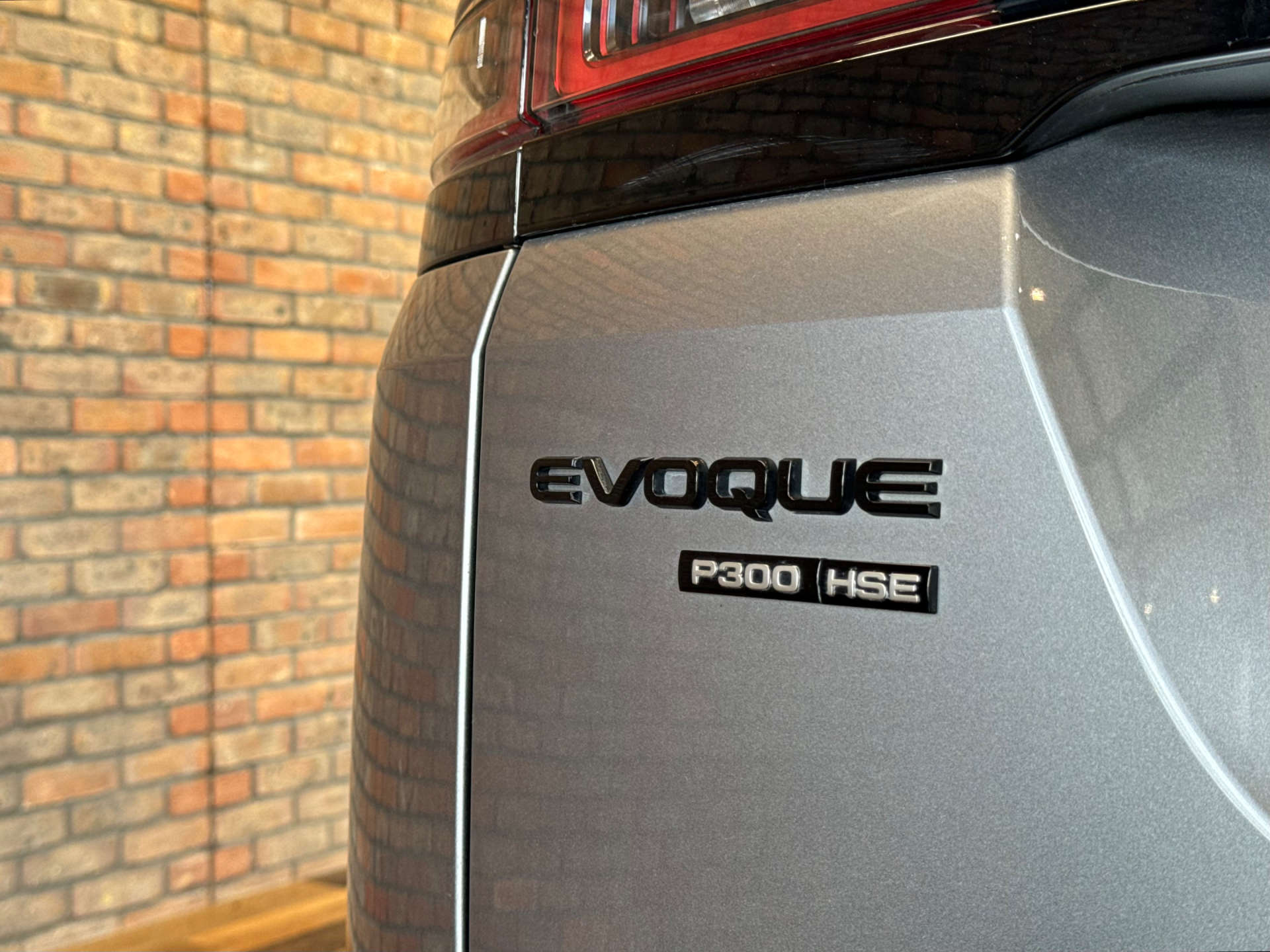 LAND ROVER RANGE ROVER EVOQUE 2.0 Range Rover Evoque R-Dynamic HSE Auto 4WD 5dr #27