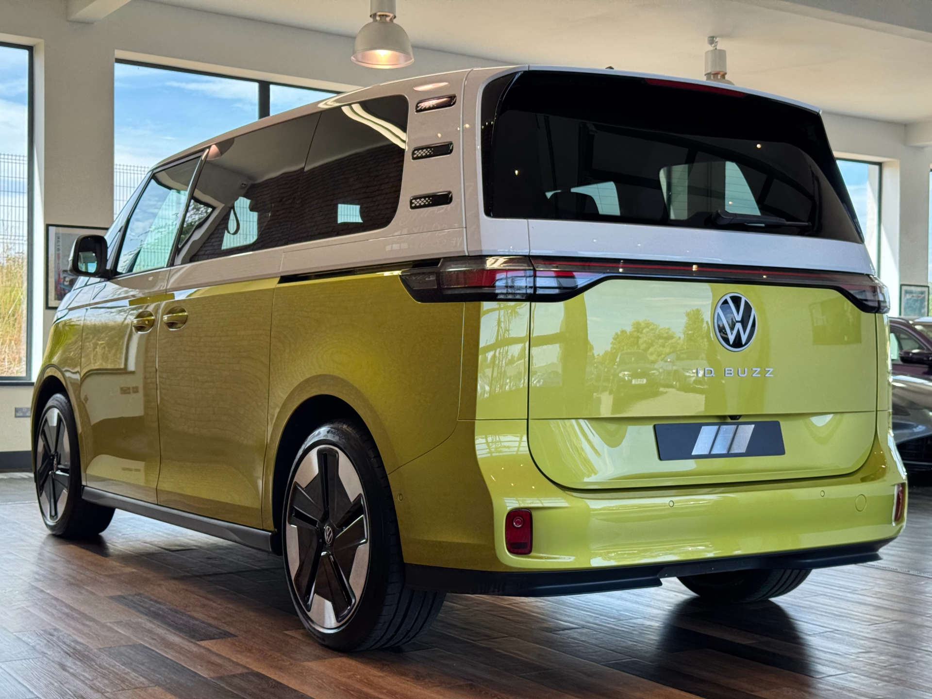 VOLKSWAGEN ID.BUZZ ID Buzz 1st Edition 5dr #9