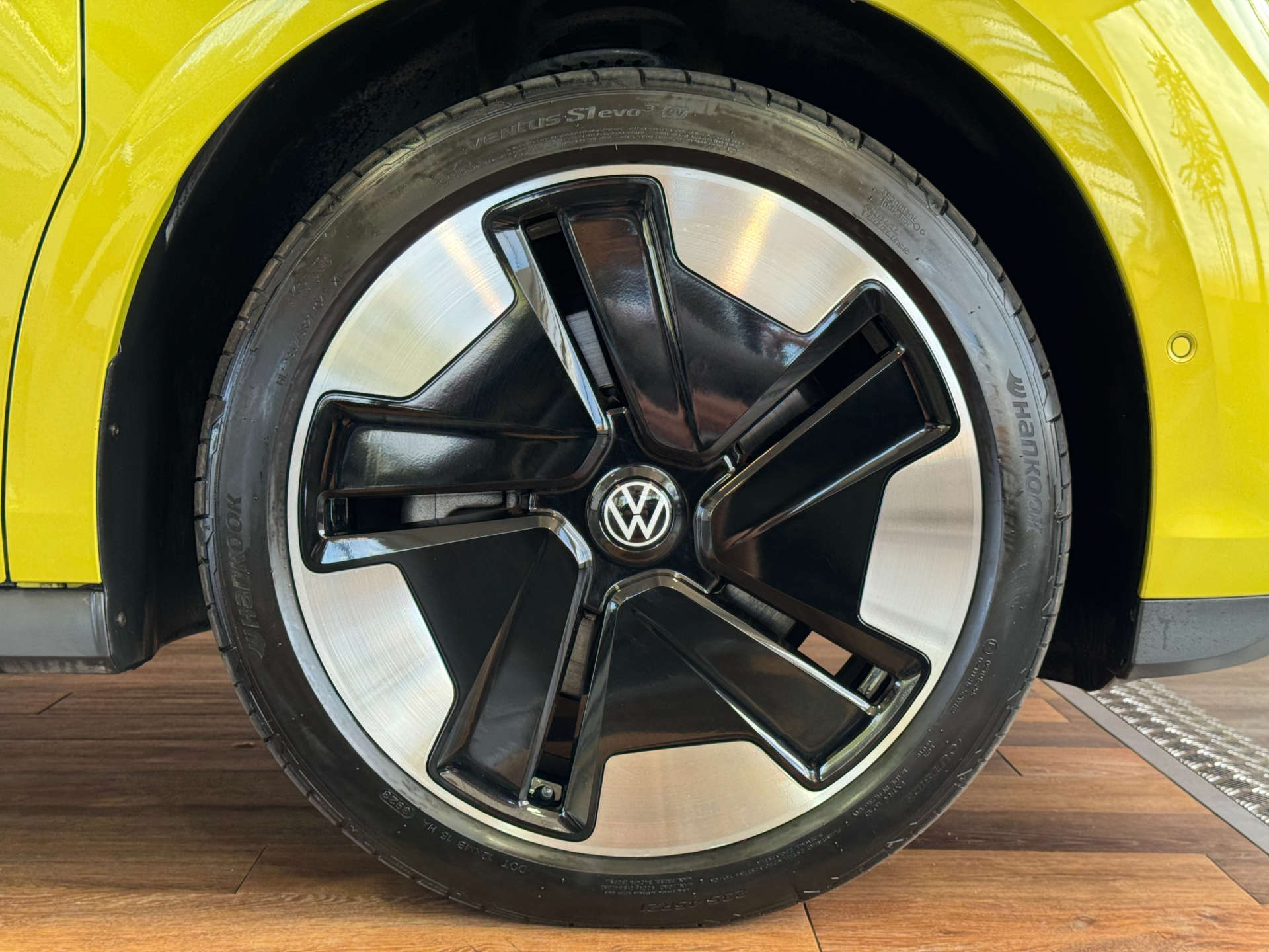 VOLKSWAGEN ID.BUZZ ID Buzz 1st Edition 5dr #16