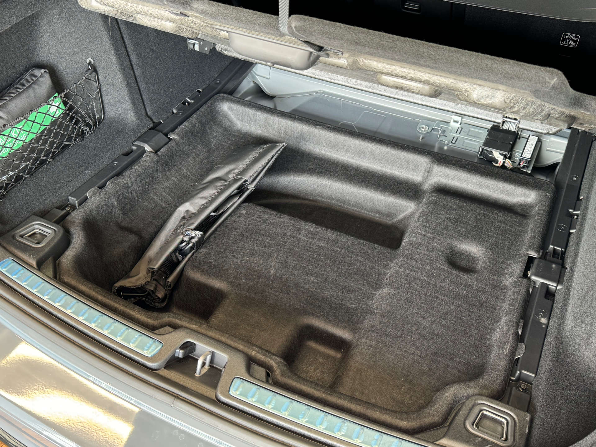 VOLVO V60 2.0 V60 + B3 MHEV Auto 5dr #27