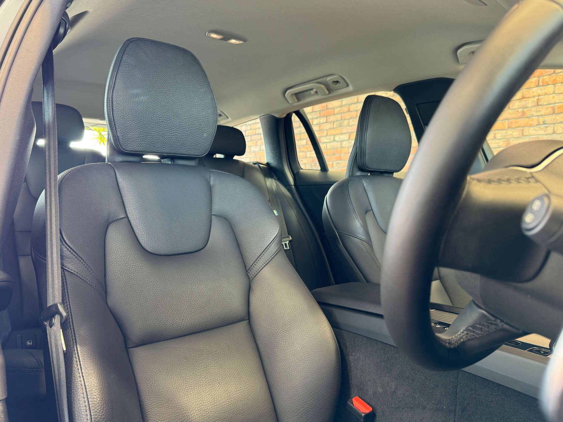 VOLVO V60 2.0 V60 + B3 MHEV Auto 5dr #33
