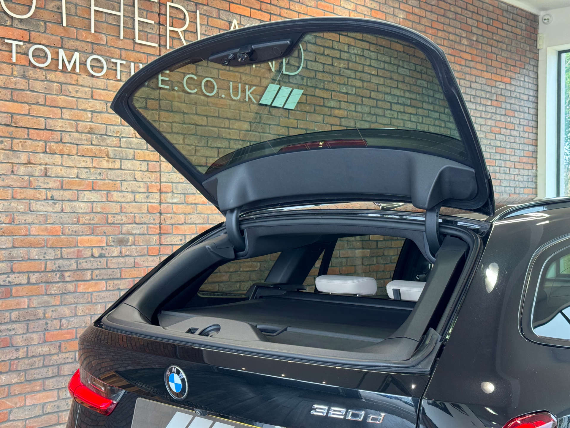 BMW 3 SERIES 2.0 320d M Sport Auto 5dr #34