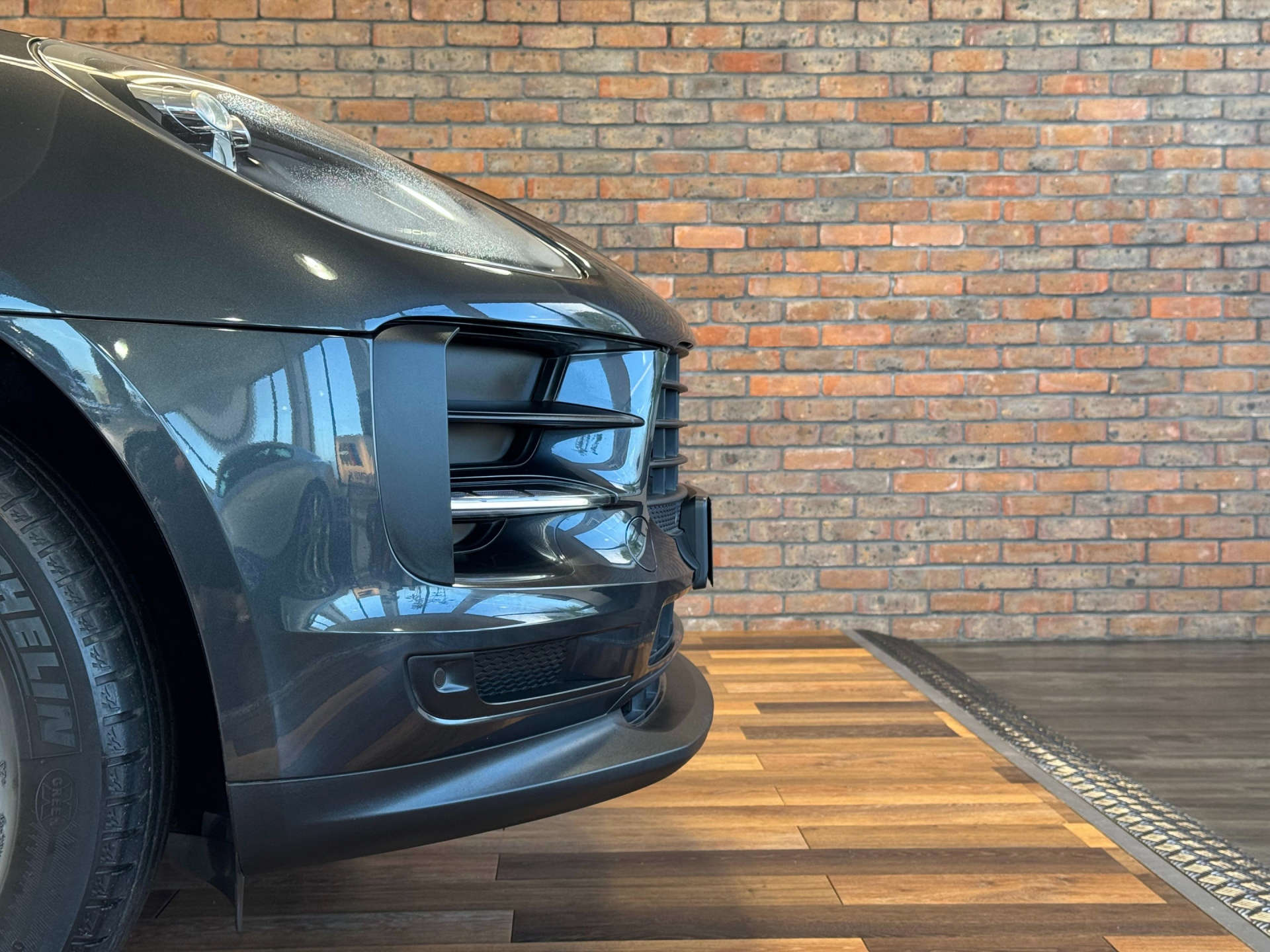 PORSCHE MACAN 2.0 Macan Semi-Auto 4WD 5dr #9