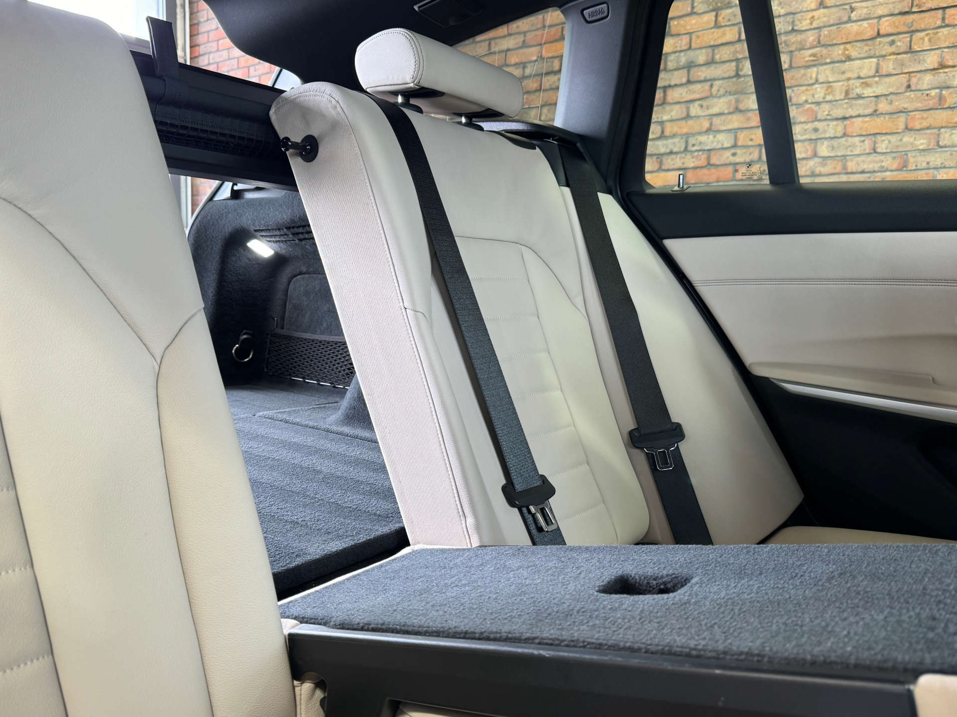 BMW 3 SERIES 2.0 320d M Sport Auto 5dr #45