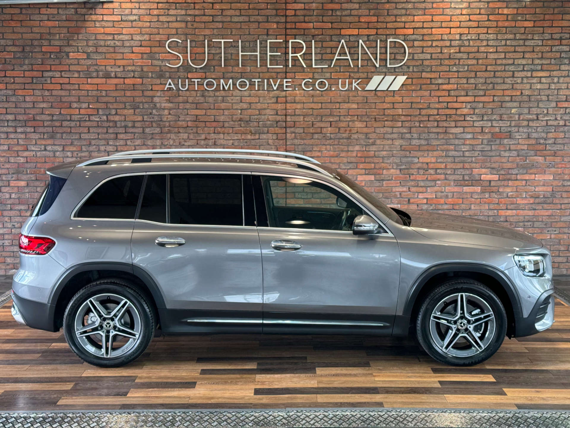 MERCEDES-BENZ GLB 2.0 GLB 200 AMG Line Premium D Auto 5dr #3