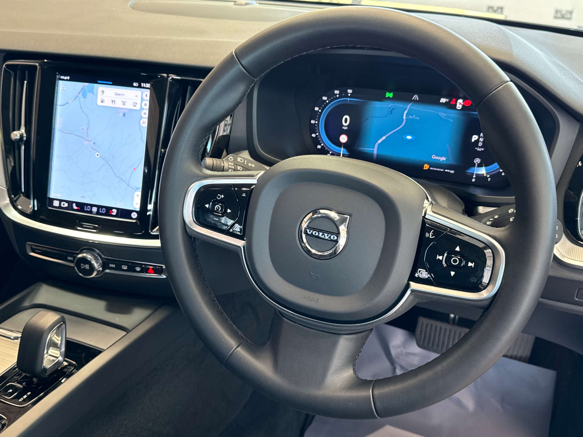 VOLVO V60 2.0 V60 + B3 MHEV Auto 5dr #58