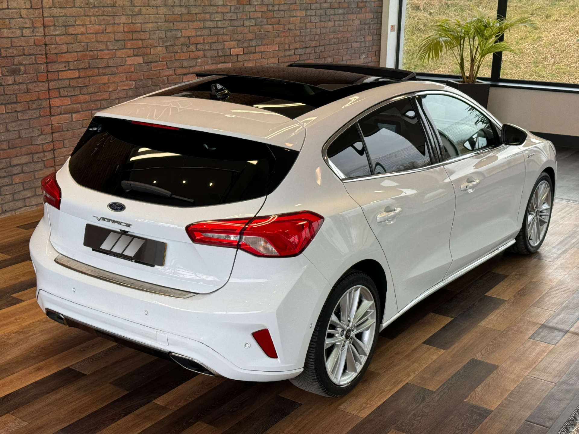 FORD FOCUS 1.0 Focus Vignale 5dr #7