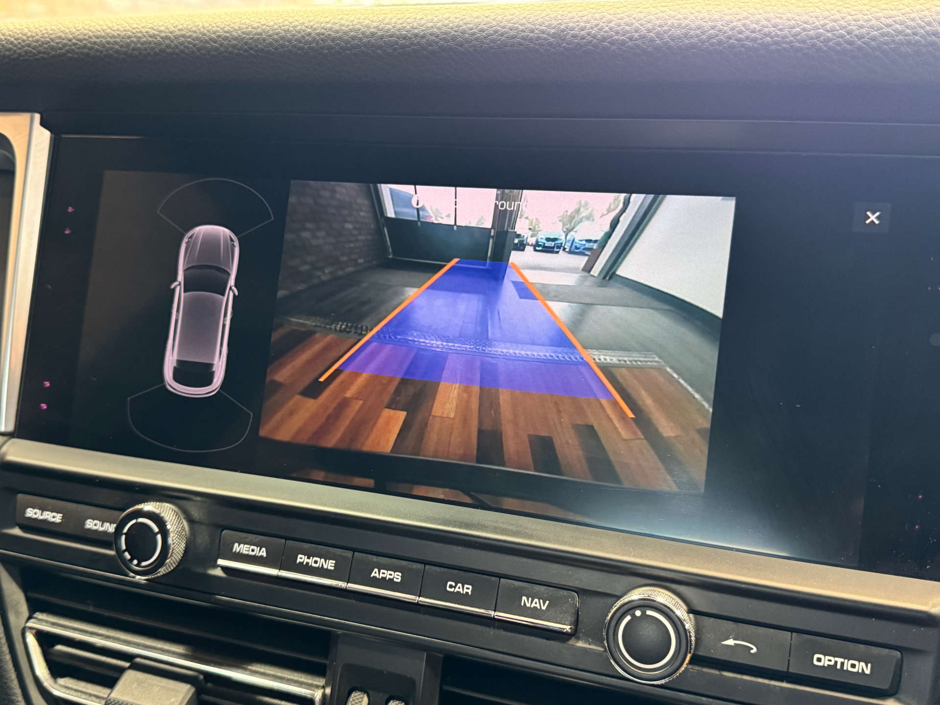 PORSCHE MACAN 2.0 Macan Semi-Auto 4WD 5dr #29
