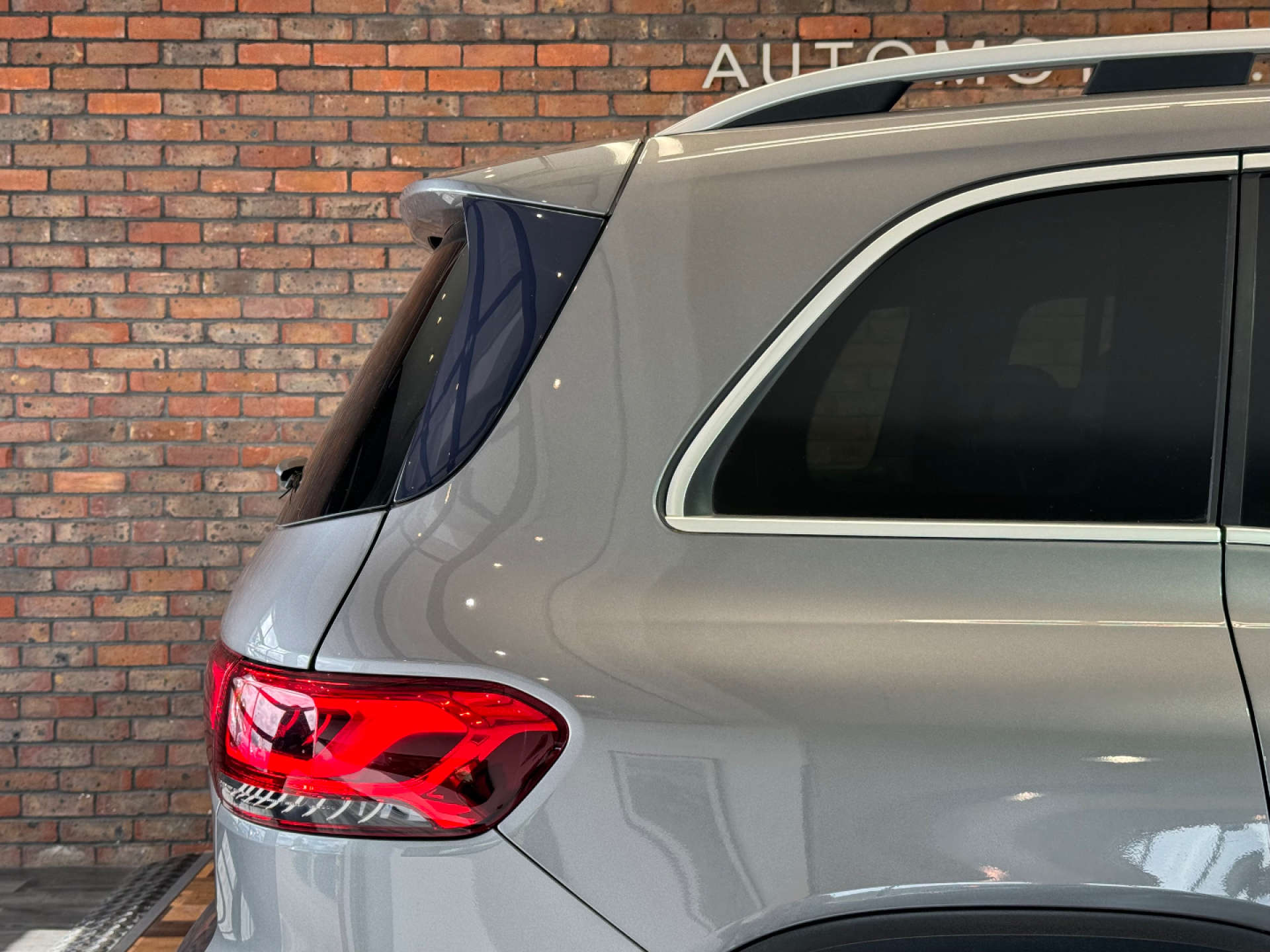 MERCEDES-BENZ GLB 2.0 GLB 200 AMG Line Premium D Auto 5dr #19
