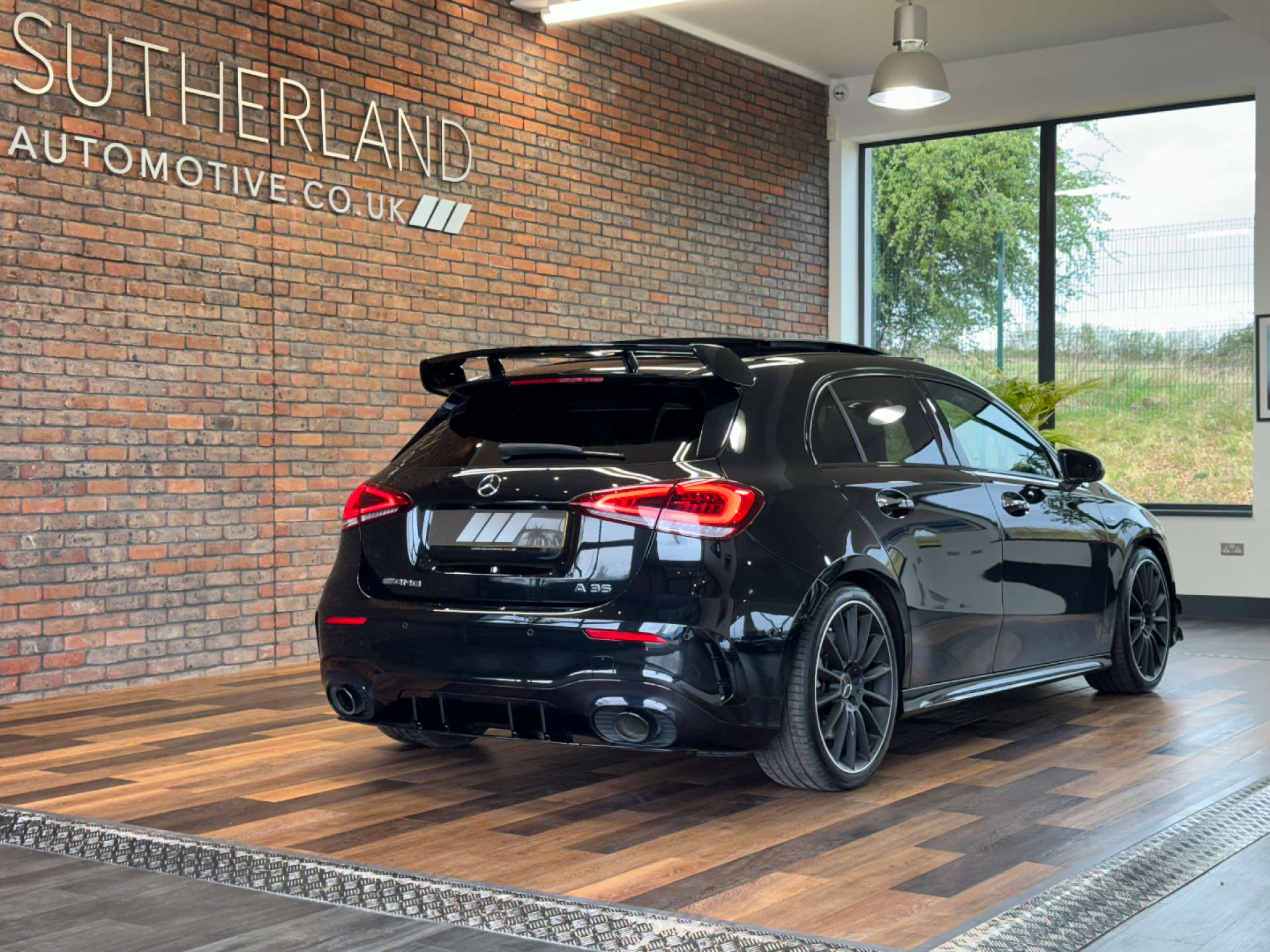 MERCEDES-BENZ A-CLASS 2.0 AMG A 35 4Matic Premium+ Auto 4WD 5dr #5