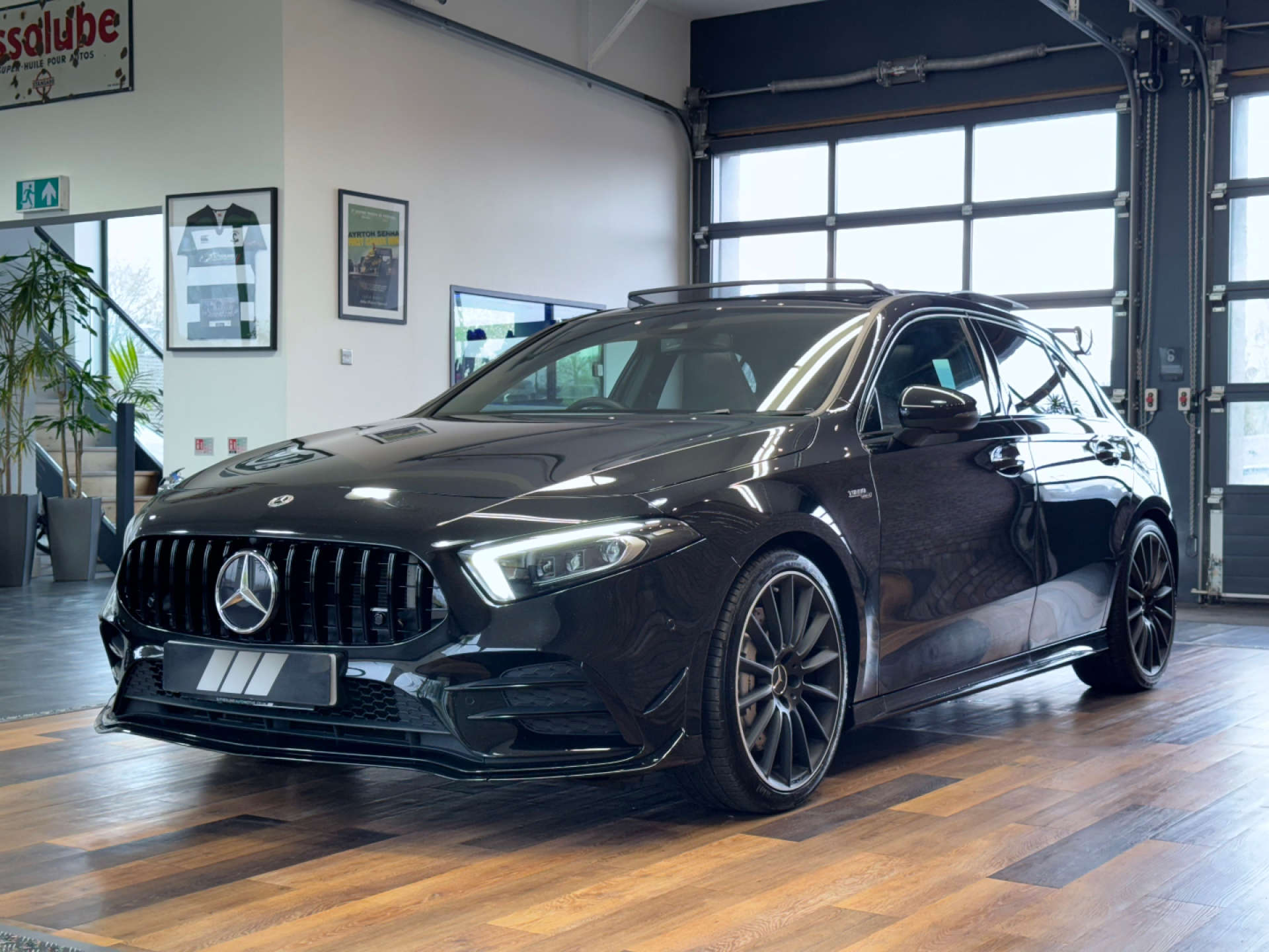 MERCEDES-BENZ A-CLASS 2.0 AMG A 35 4Matic Premium+ Auto 4WD 5dr #11