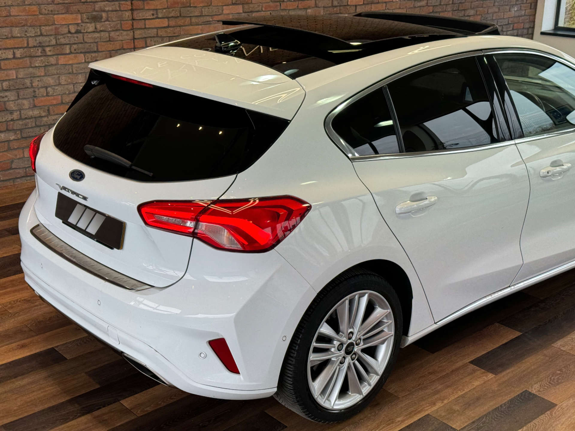 FORD FOCUS 1.0 Focus Vignale 5dr #28