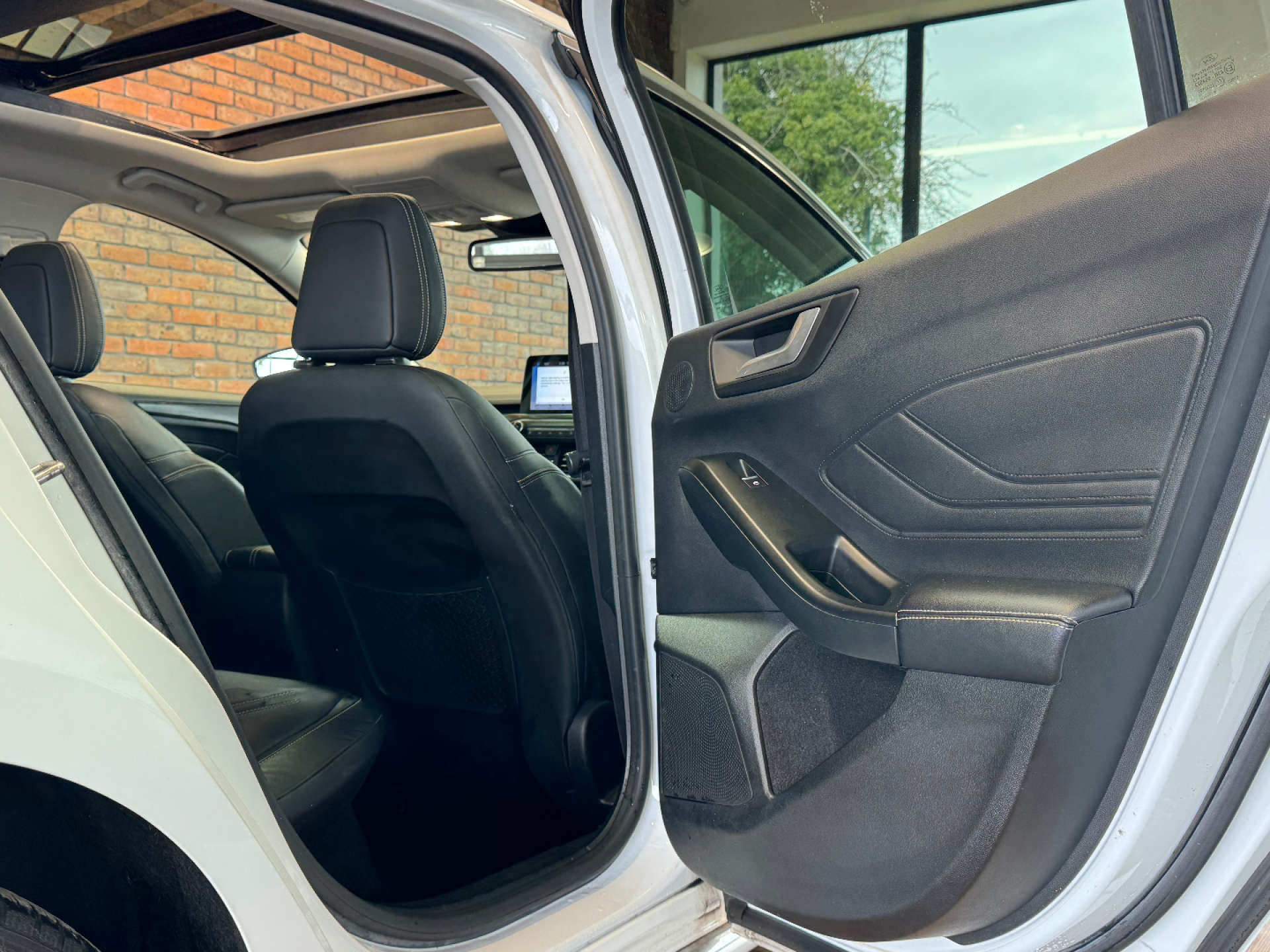 FORD FOCUS 1.0 Focus Vignale 5dr #36