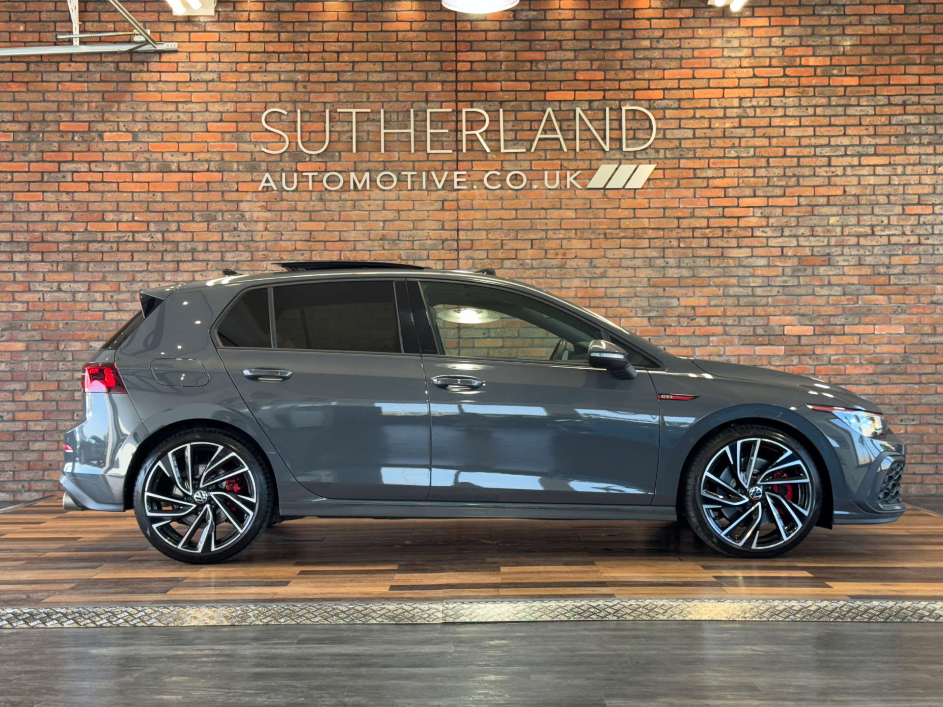 VOLKSWAGEN GOLF 2.0 Golf GTi TSi 5dr #11