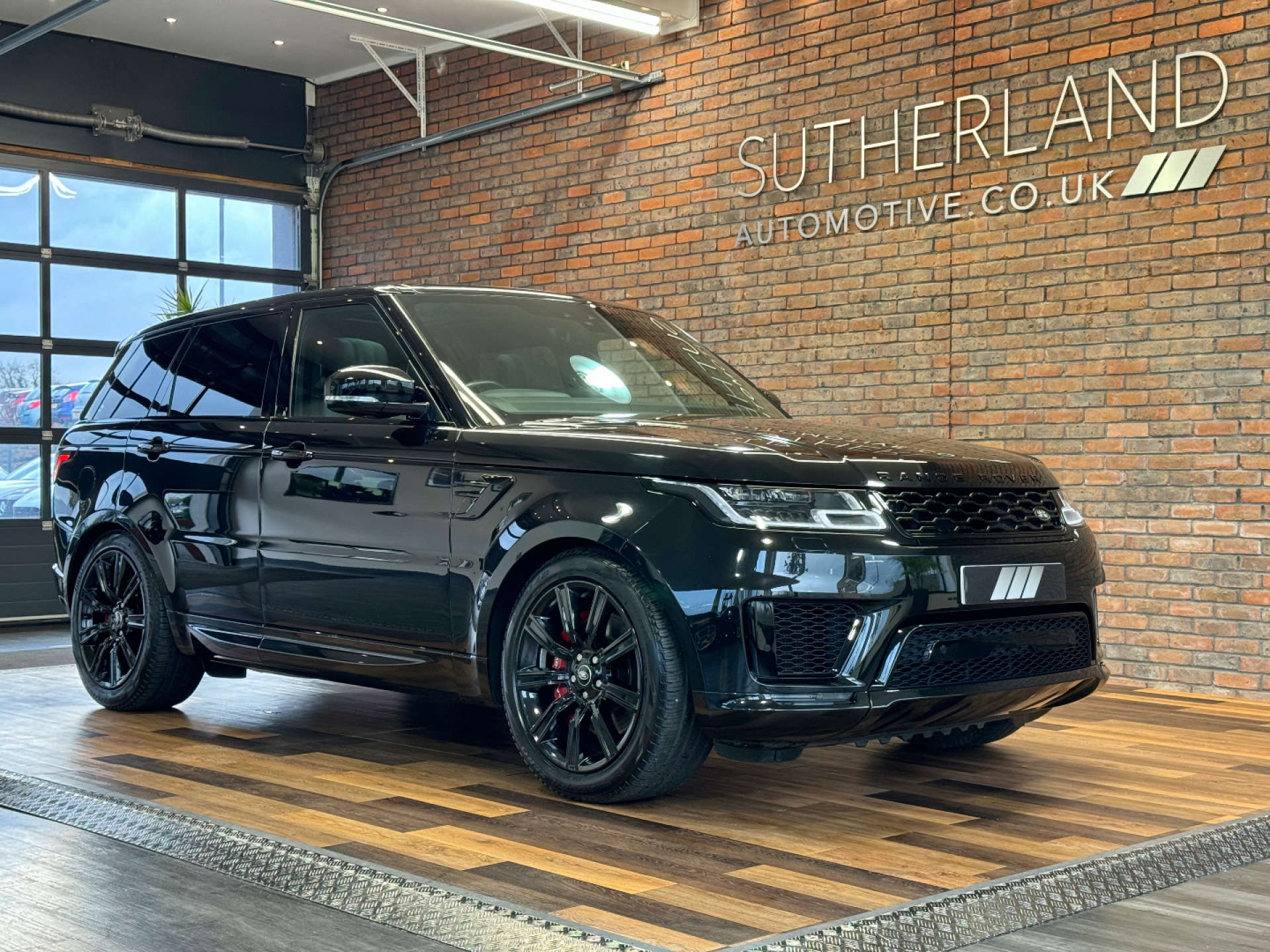 LAND ROVER RANGE ROVER SPORT 2.0 Range Rover Sport HSE Dynamic Black P400e Auto 4WD 5dr #4