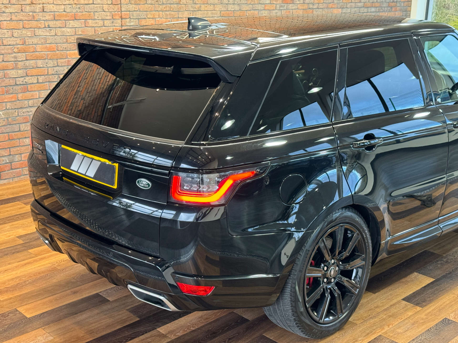 LAND ROVER RANGE ROVER SPORT 2.0 Range Rover Sport HSE Dynamic Black P400e Auto 4WD 5dr #29
