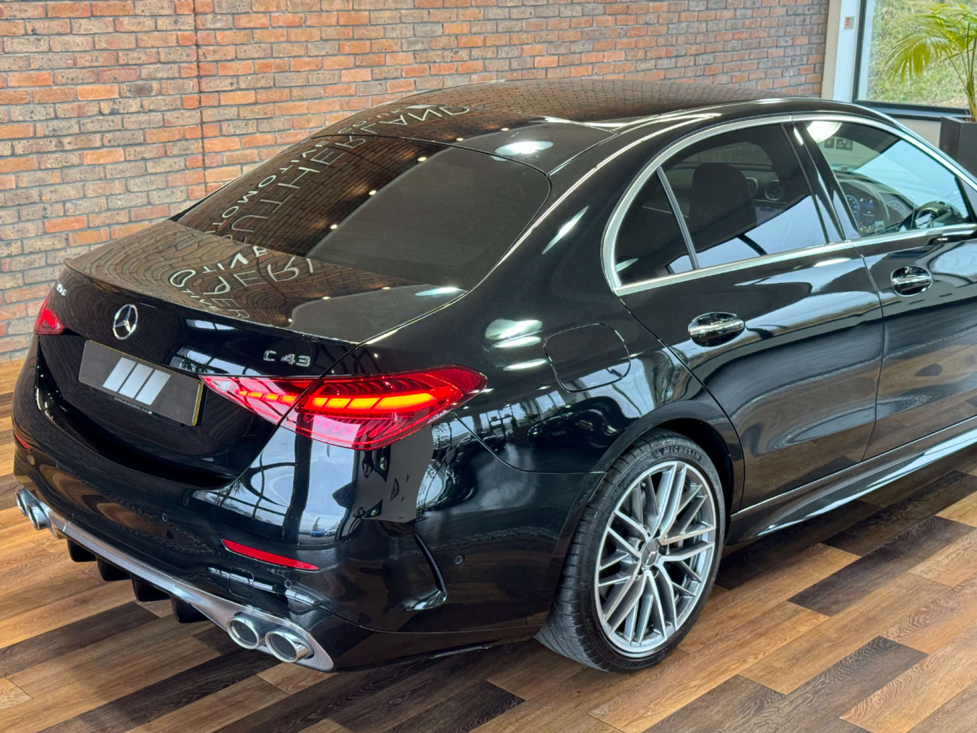 MERCEDES-BENZ C-CLASS 2.0 AMG C 43 Premium MHEV 4Matic A 4WD 4dr #28