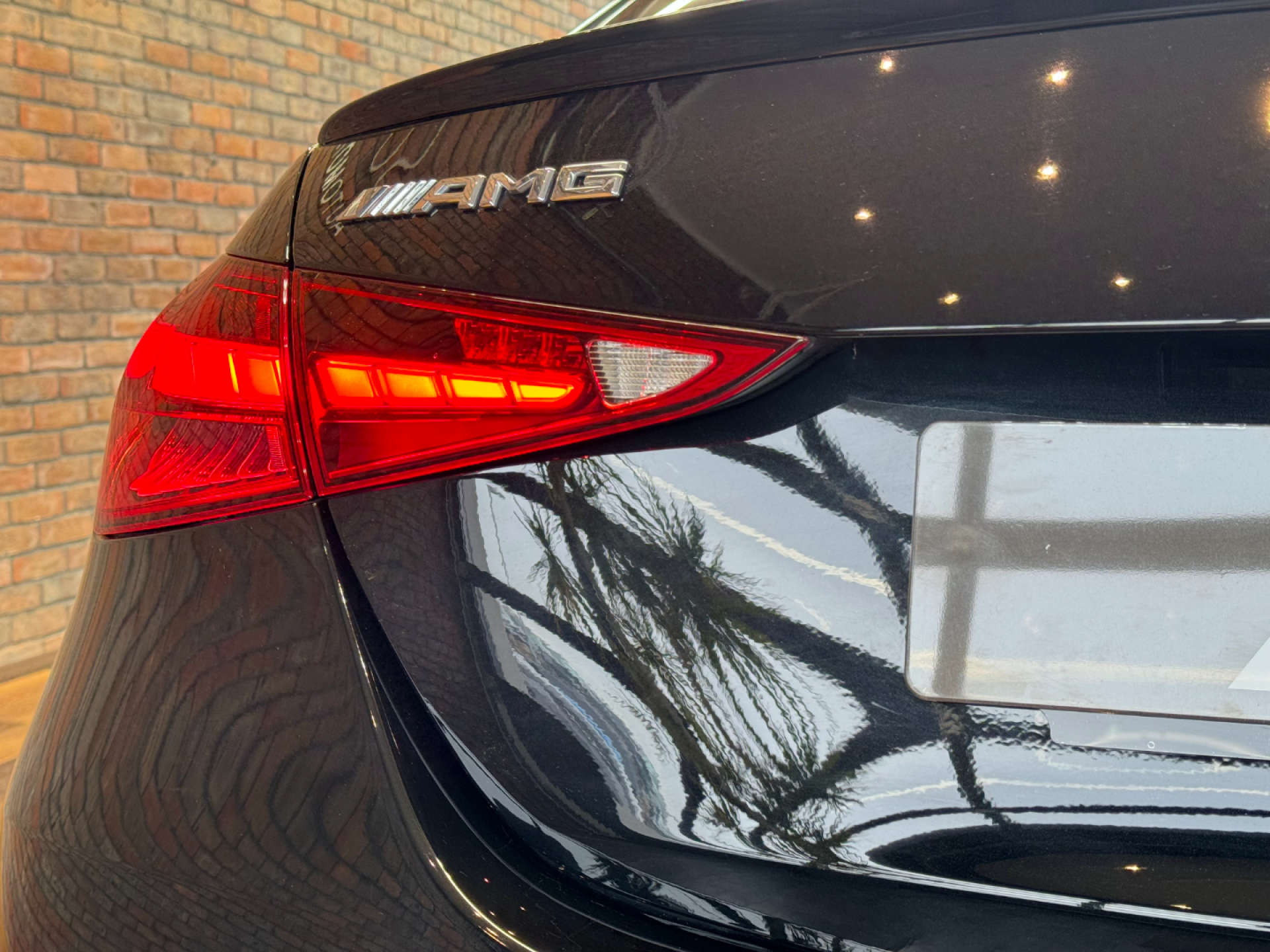 MERCEDES-BENZ C-CLASS 2.0 AMG C 43 Premium MHEV 4Matic A 4WD 4dr #30