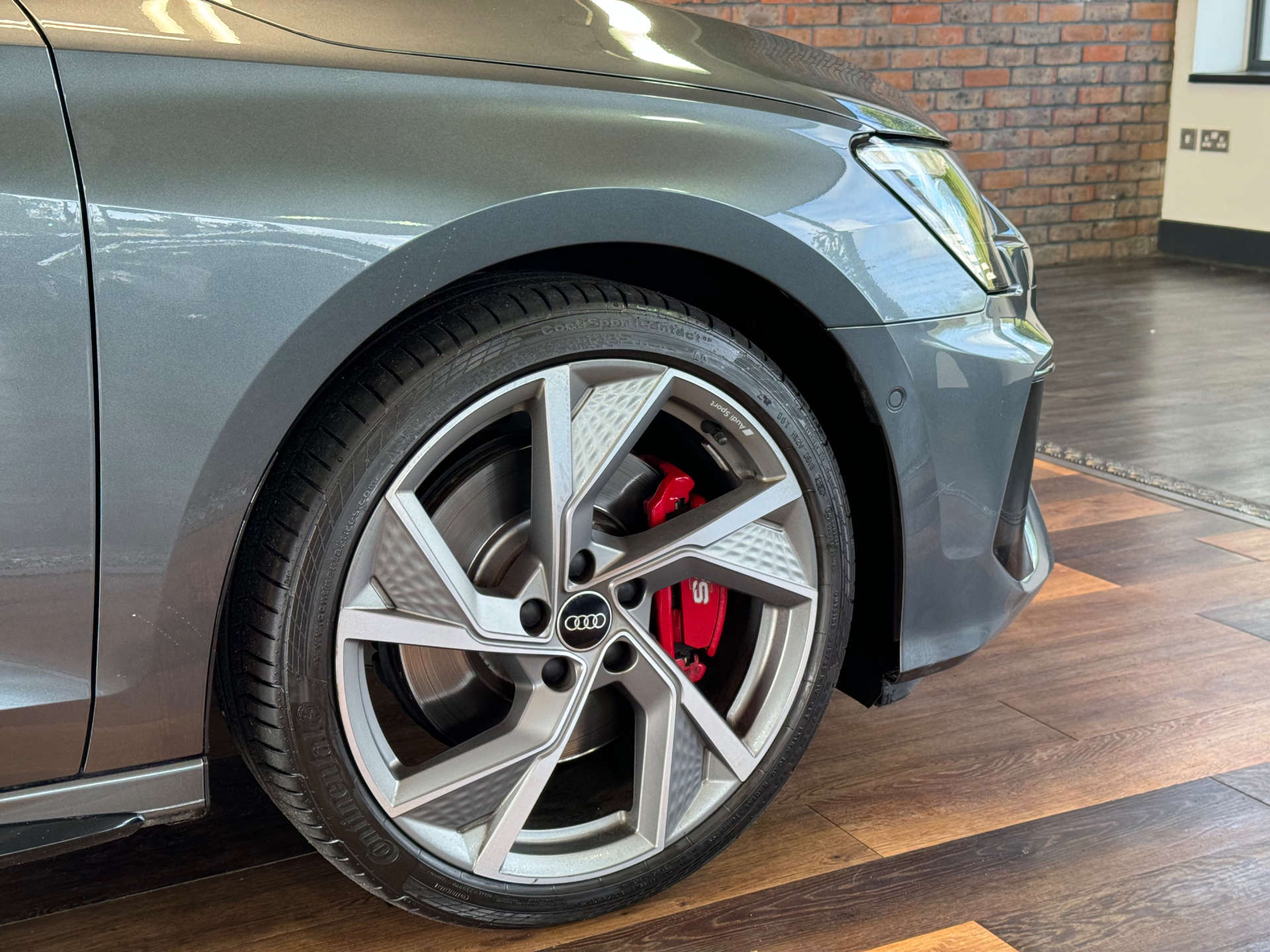 AUDI A3 2.0 S3 Sportback Vorsprung TFSI Quattro Semi-Auto 4WD 5dr #13