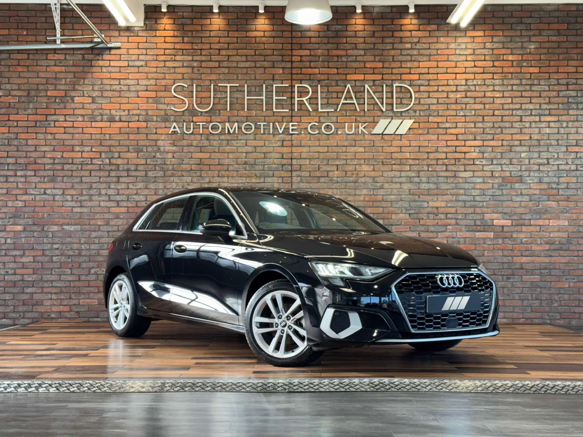 2023 A3 1.5 A3 SPORTBACK 35 TFSI SPORT 5DR 18,900 MILES 2023 BLACK PETROL... photo