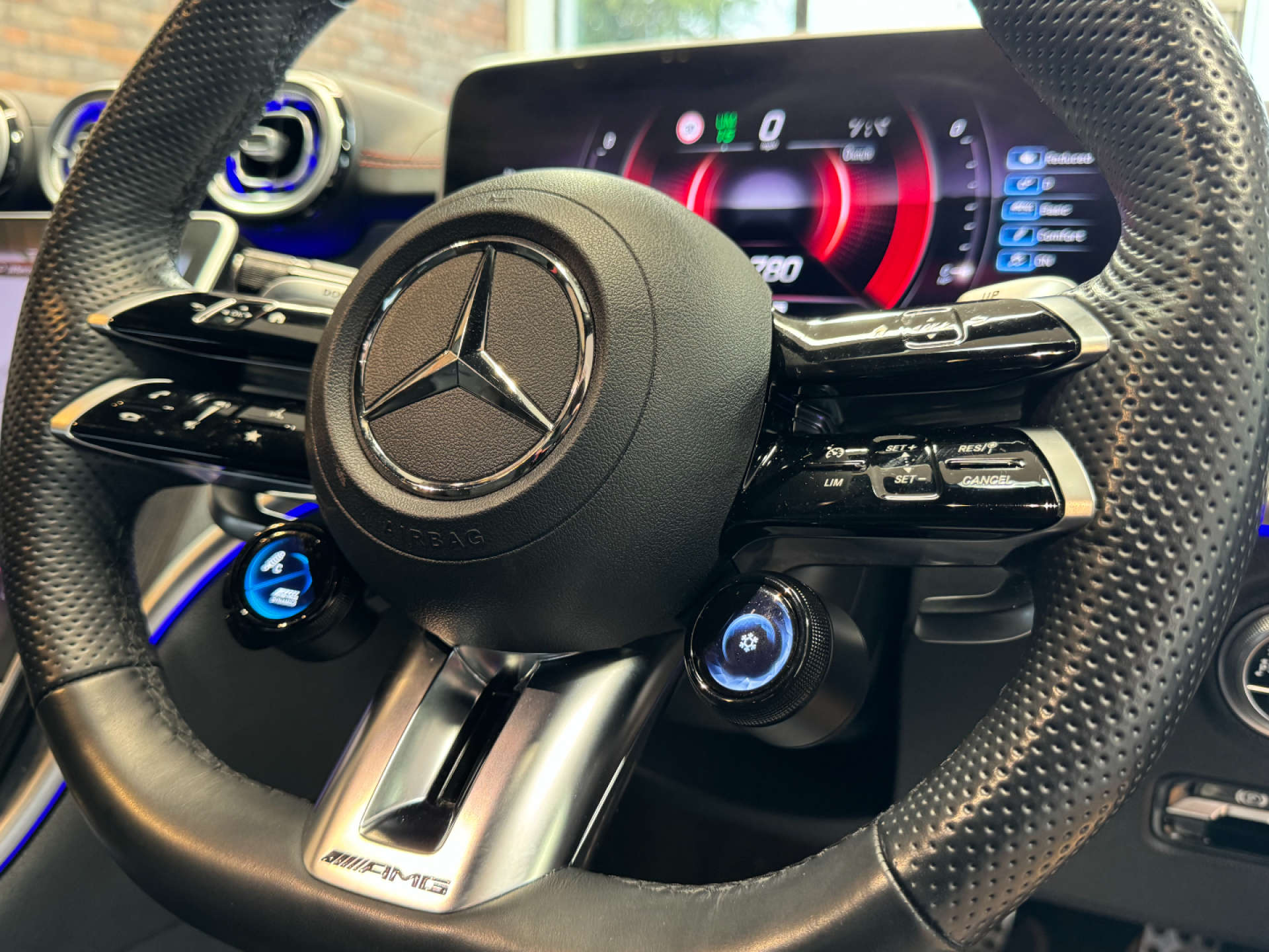 MERCEDES-BENZ C-CLASS 2.0 AMG C 43 Premium MHEV 4Matic A 4WD 4dr #88