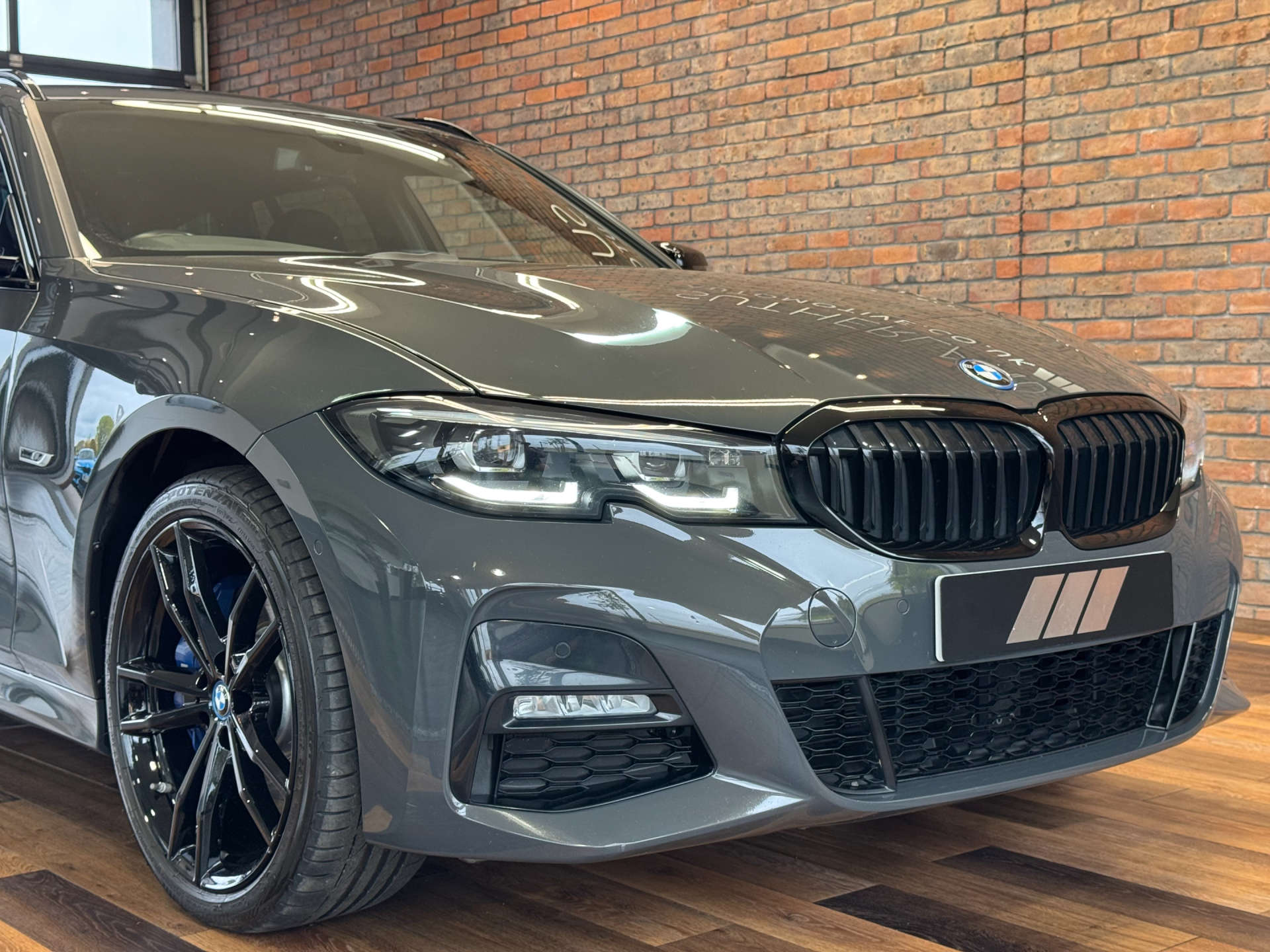 BMW 3 SERIES 2.0 330e M Sport Professional Edition Auto 5dr #10