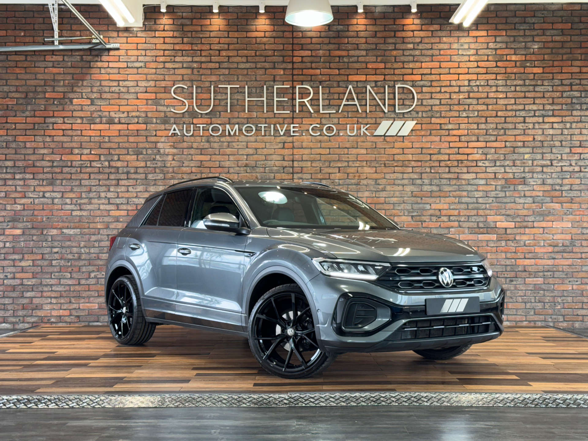 VOLKSWAGEN T-ROC 1.5 T-Roc R-Line TSI Semi-Auto 5dr #0