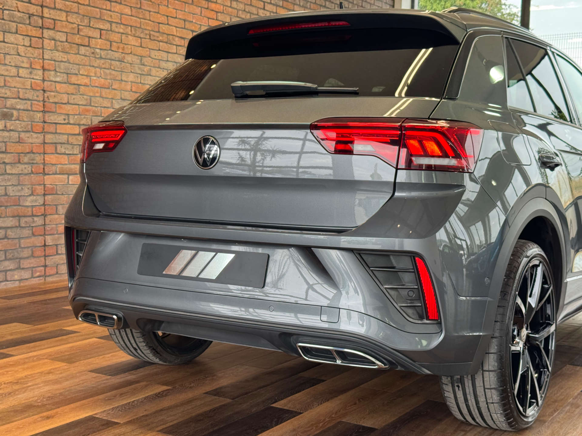 VOLKSWAGEN T-ROC 1.5 T-Roc R-Line TSI Semi-Auto 5dr #20