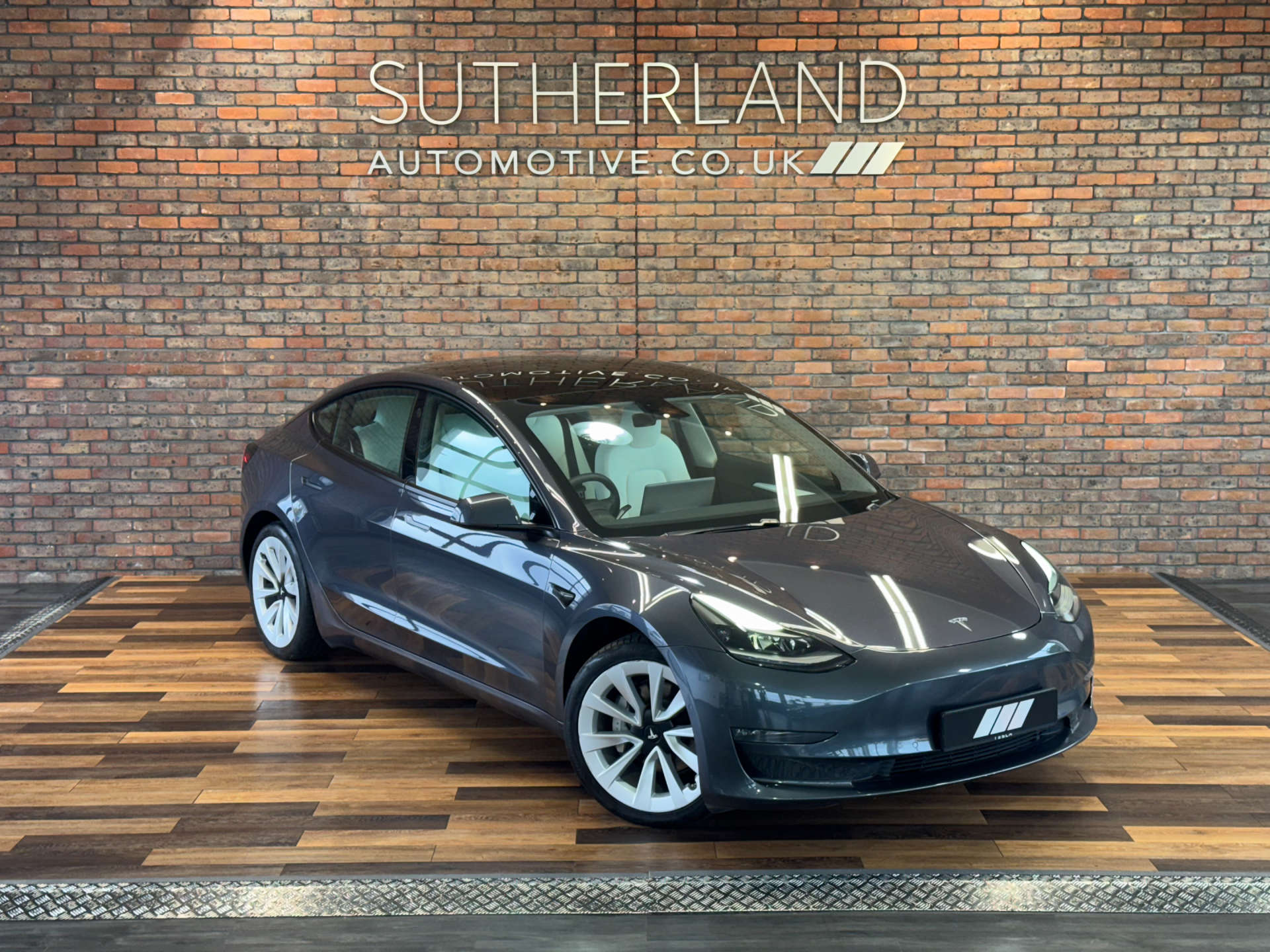 TESLA MODEL 3 Model 3 Long Range AWD 4WD 4dr #1