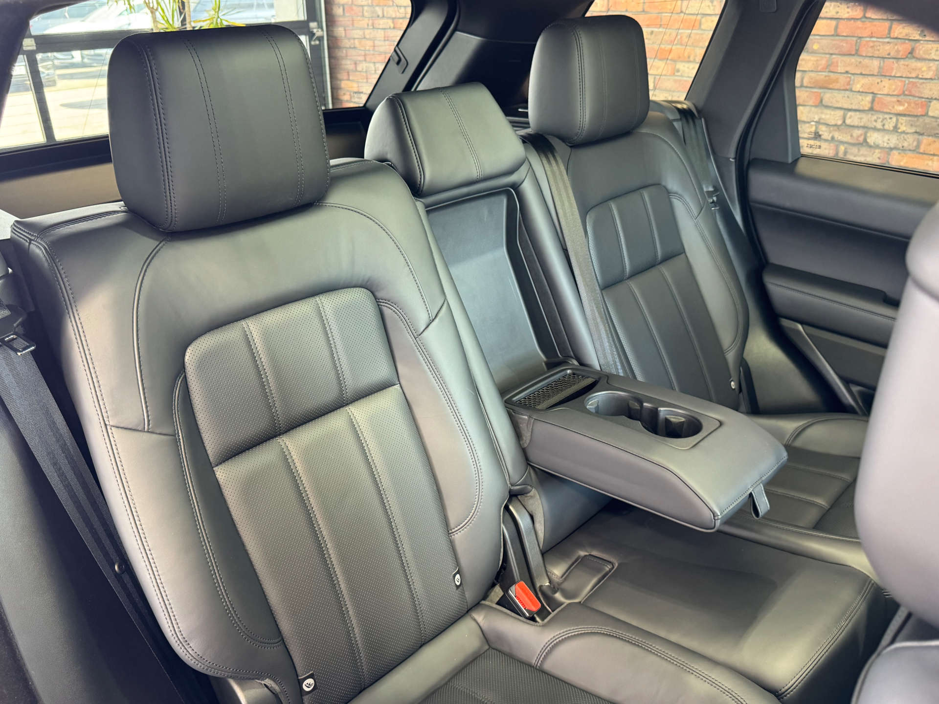 LAND ROVER RANGE ROVER SPORT 3.0 Range Rover Sport HSE Dynamic Black D MHEV Auto 4WD 5dr #24
