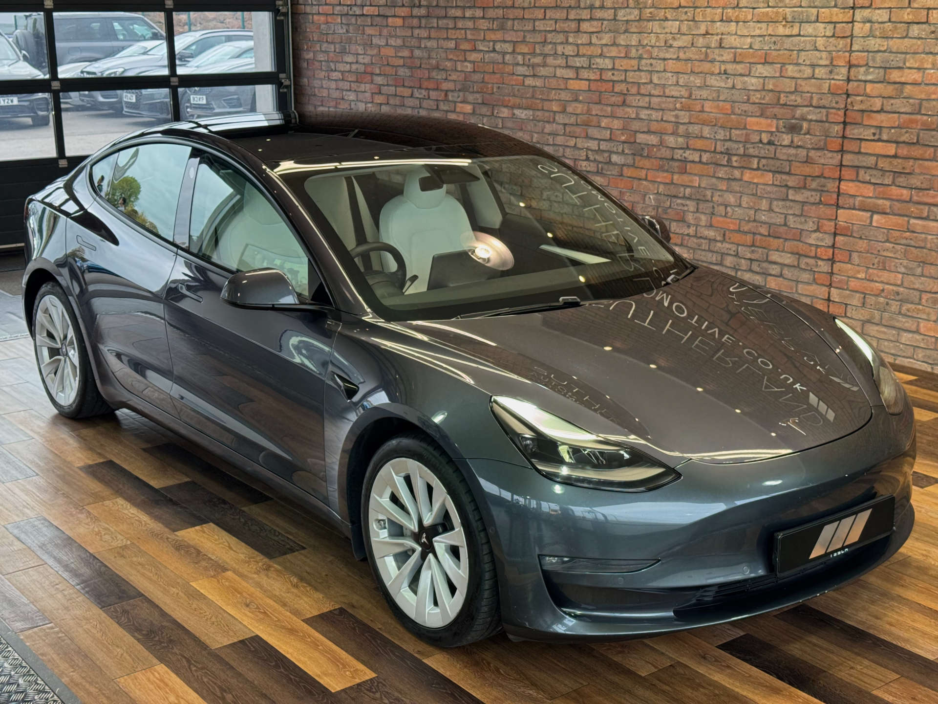 TESLA MODEL 3 Model 3 Long Range AWD 4WD 4dr #4