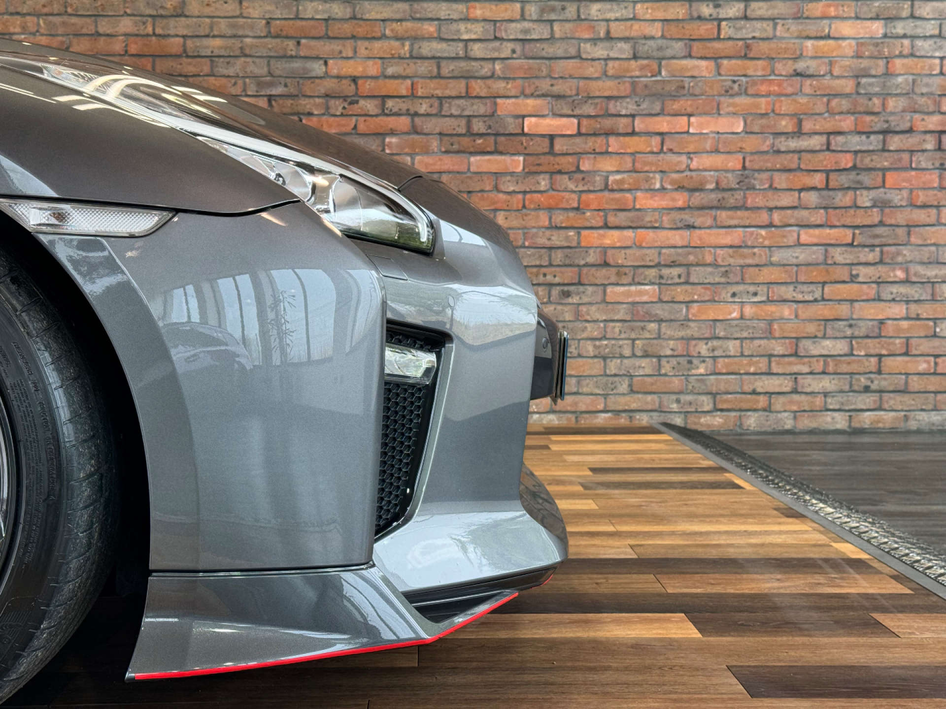 NISSAN GT-R 3.8 GT-R Recaro Semi-Auto 4WD 2dr #19
