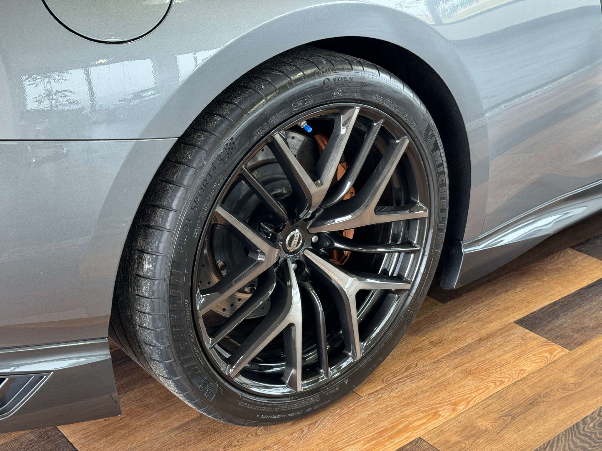 NISSAN GT-R 3.8 GT-R Recaro Semi-Auto 4WD 2dr #26