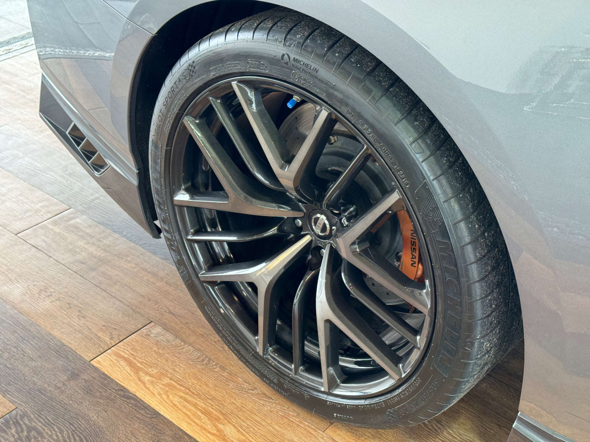 NISSAN GT-R 3.8 GT-R Recaro Semi-Auto 4WD 2dr #27