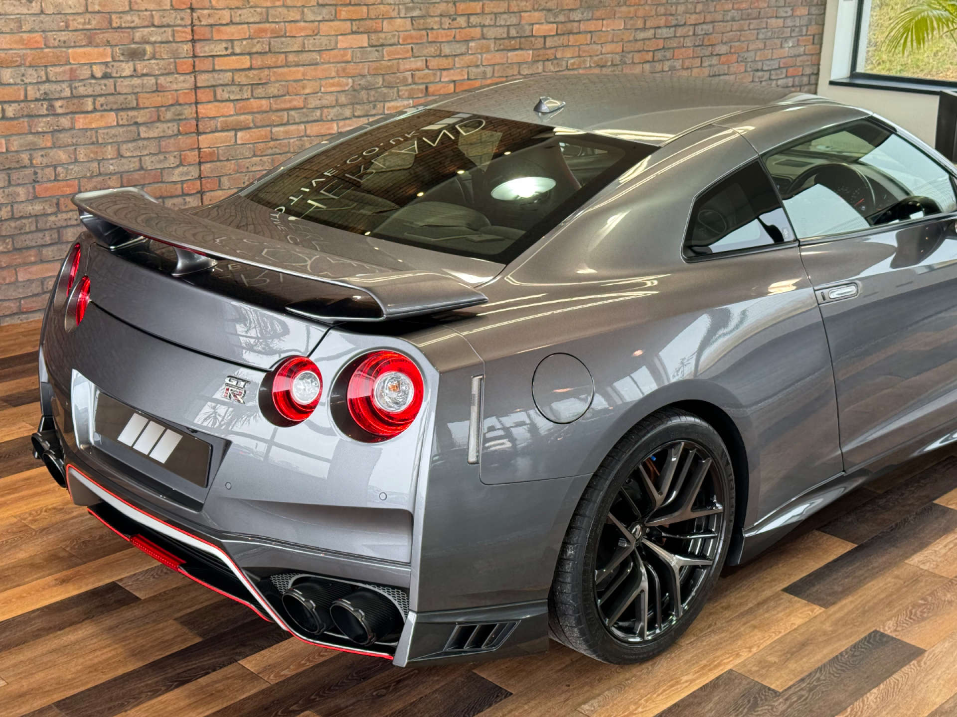 NISSAN GT-R 3.8 GT-R Recaro Semi-Auto 4WD 2dr #29