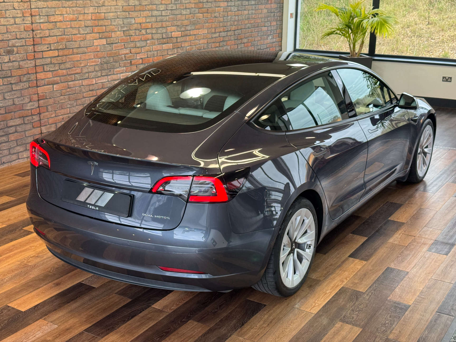 TESLA MODEL 3 Model 3 Long Range AWD 4WD 4dr #6