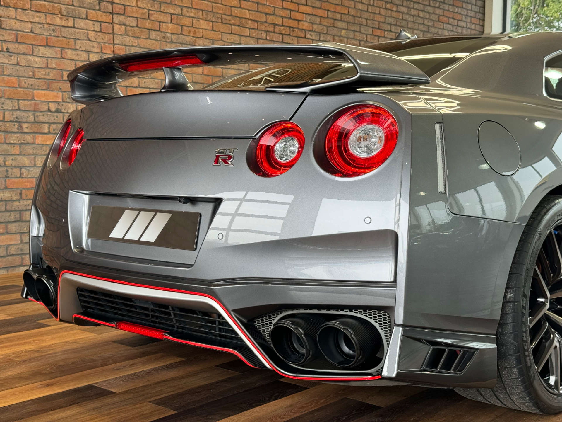 NISSAN GT-R 3.8 GT-R Recaro Semi-Auto 4WD 2dr #30