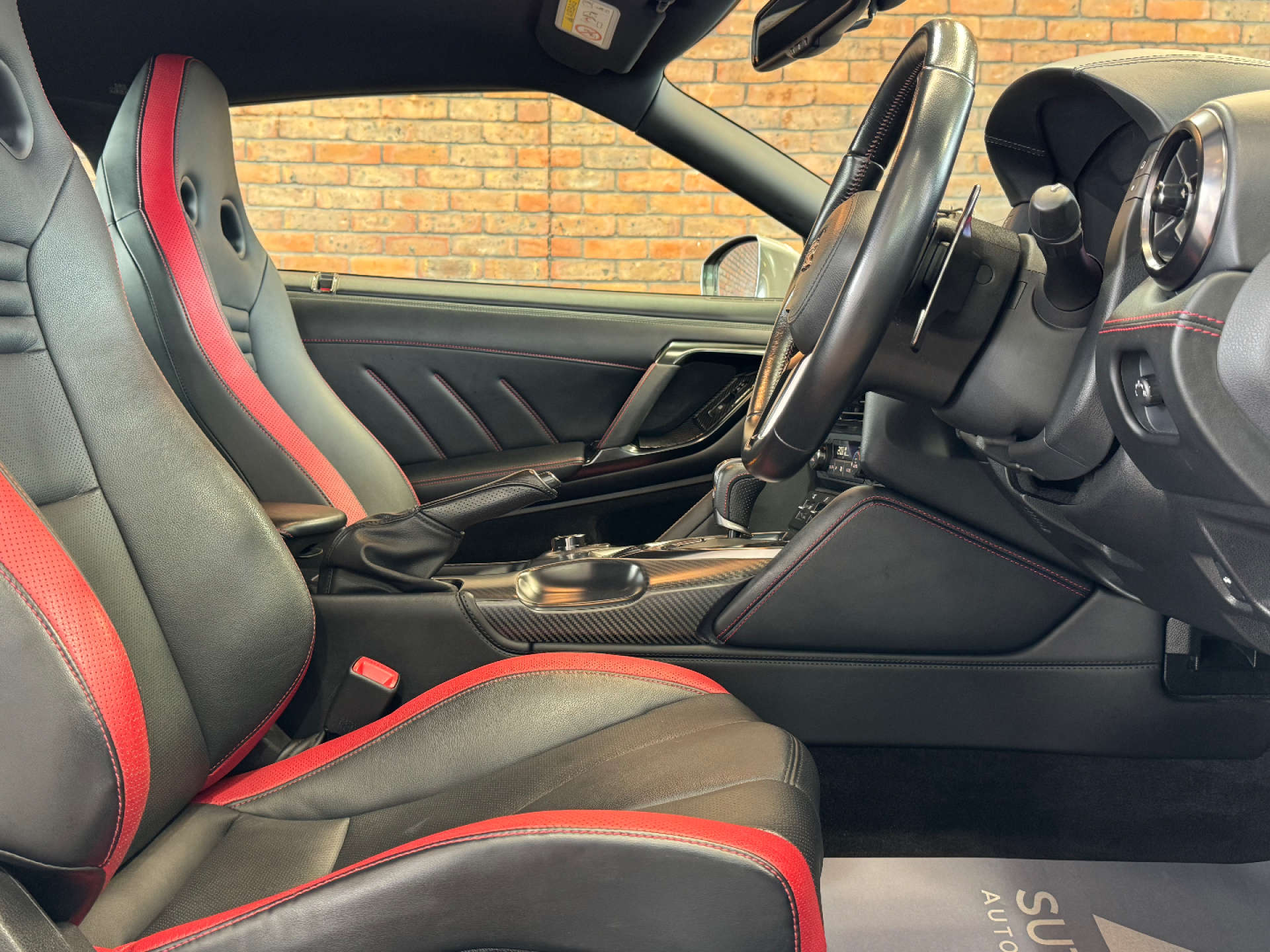 NISSAN GT-R 3.8 GT-R Recaro Semi-Auto 4WD 2dr #47